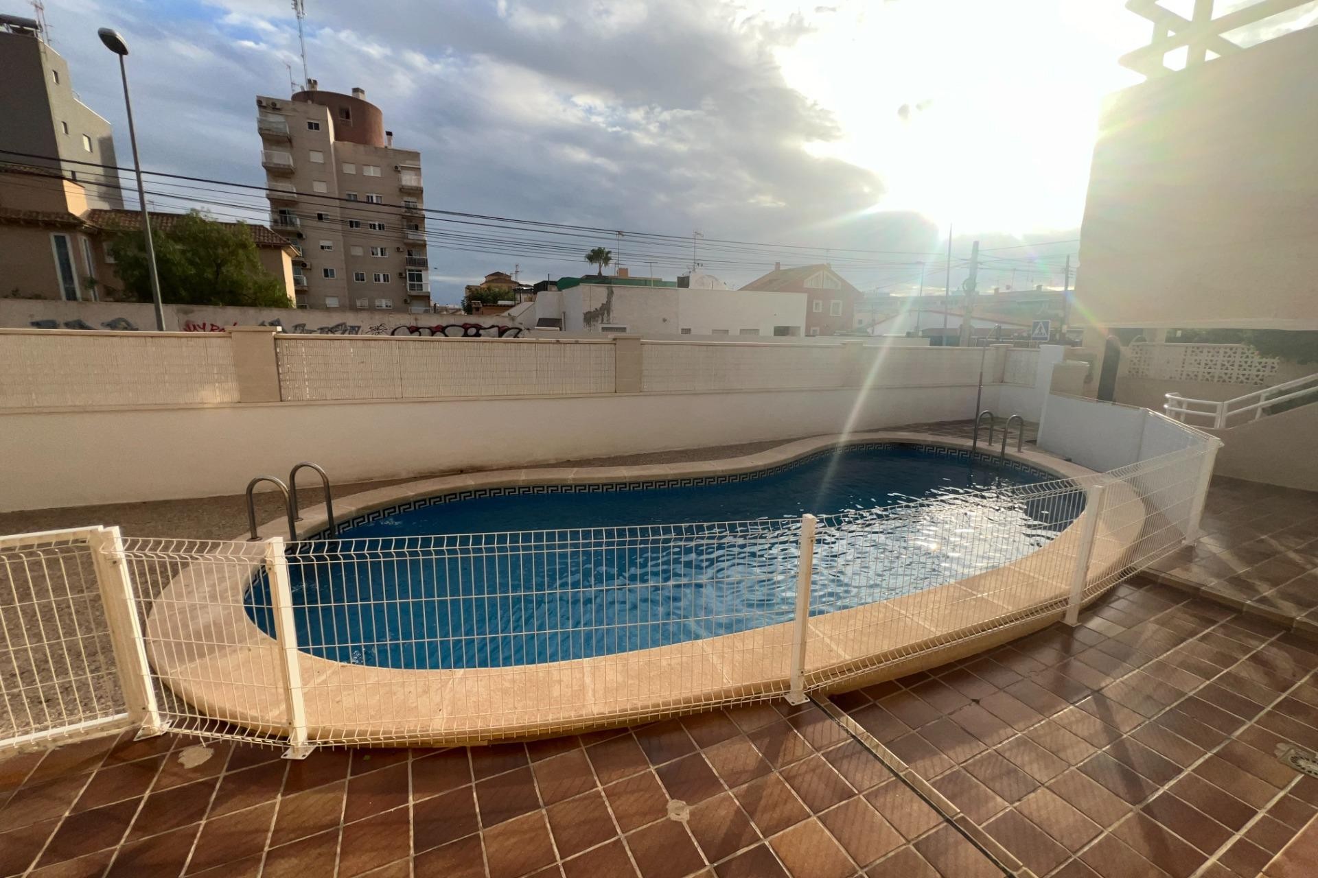 Tweedehands - Bungalow -
Torrevieja - Nueva Torrevieja