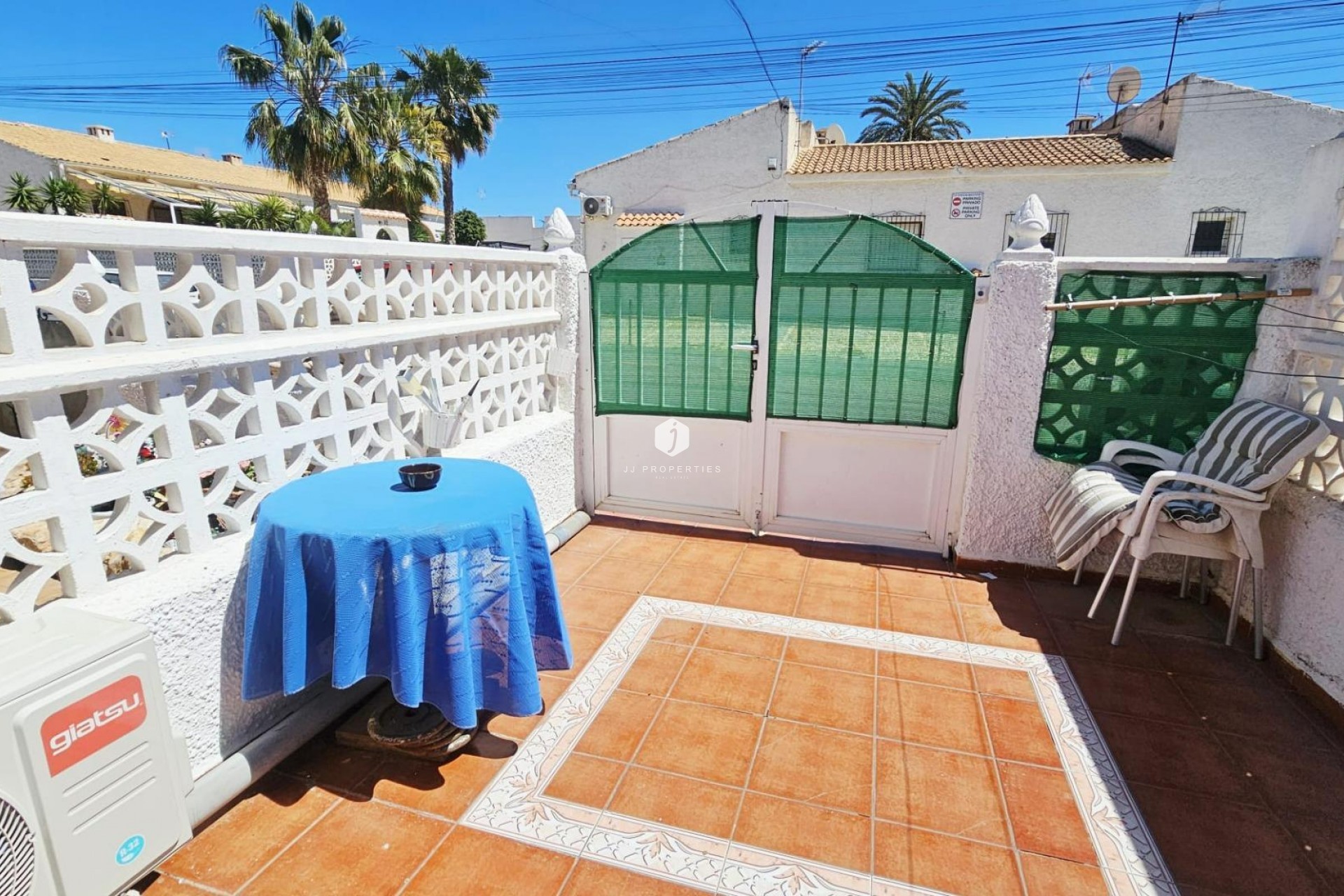 Tweedehands - Bungalow -
Torrevieja - Nueva Torrevieja