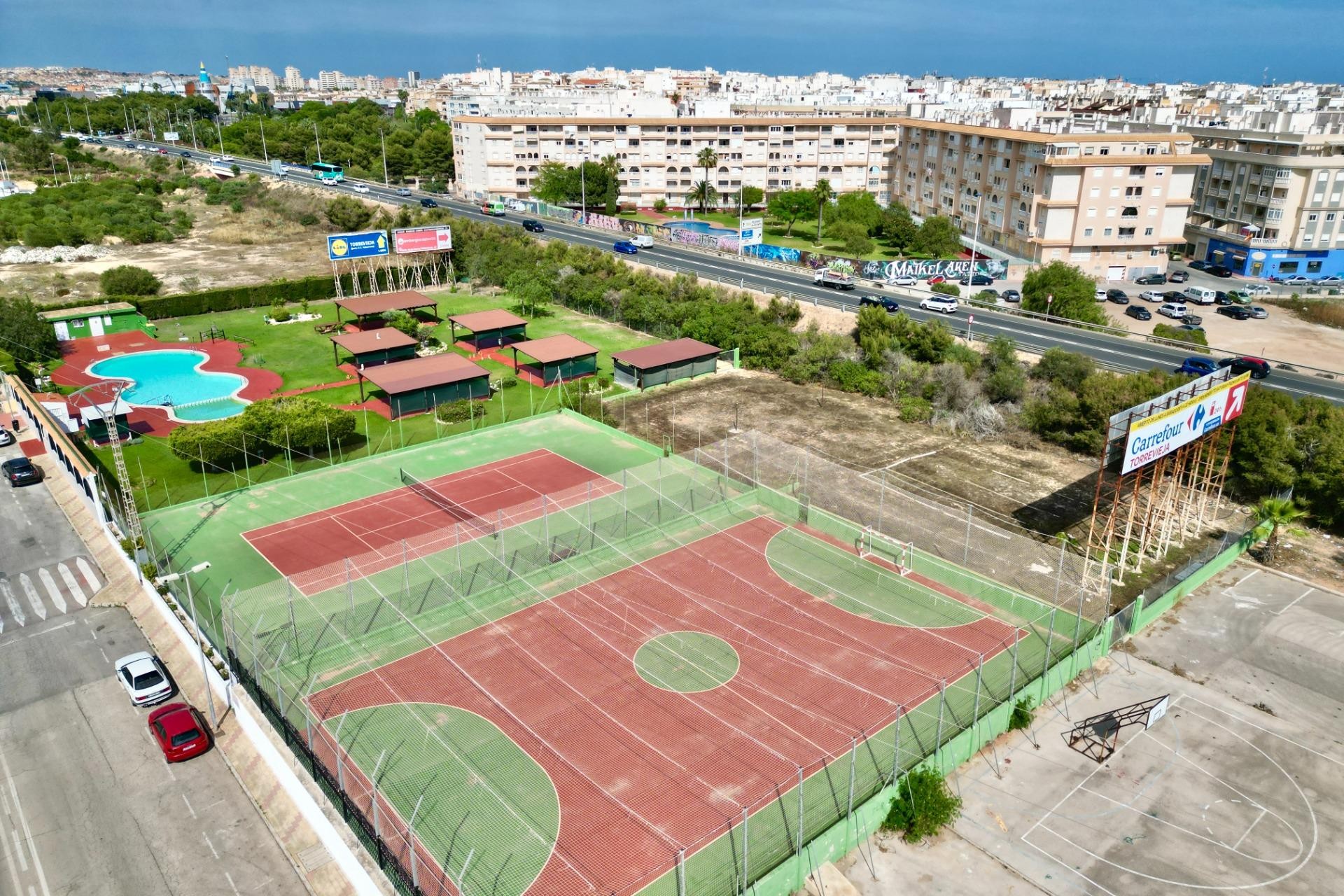 Tweedehands - Bungalow -
Torrevieja - Parque las naciones