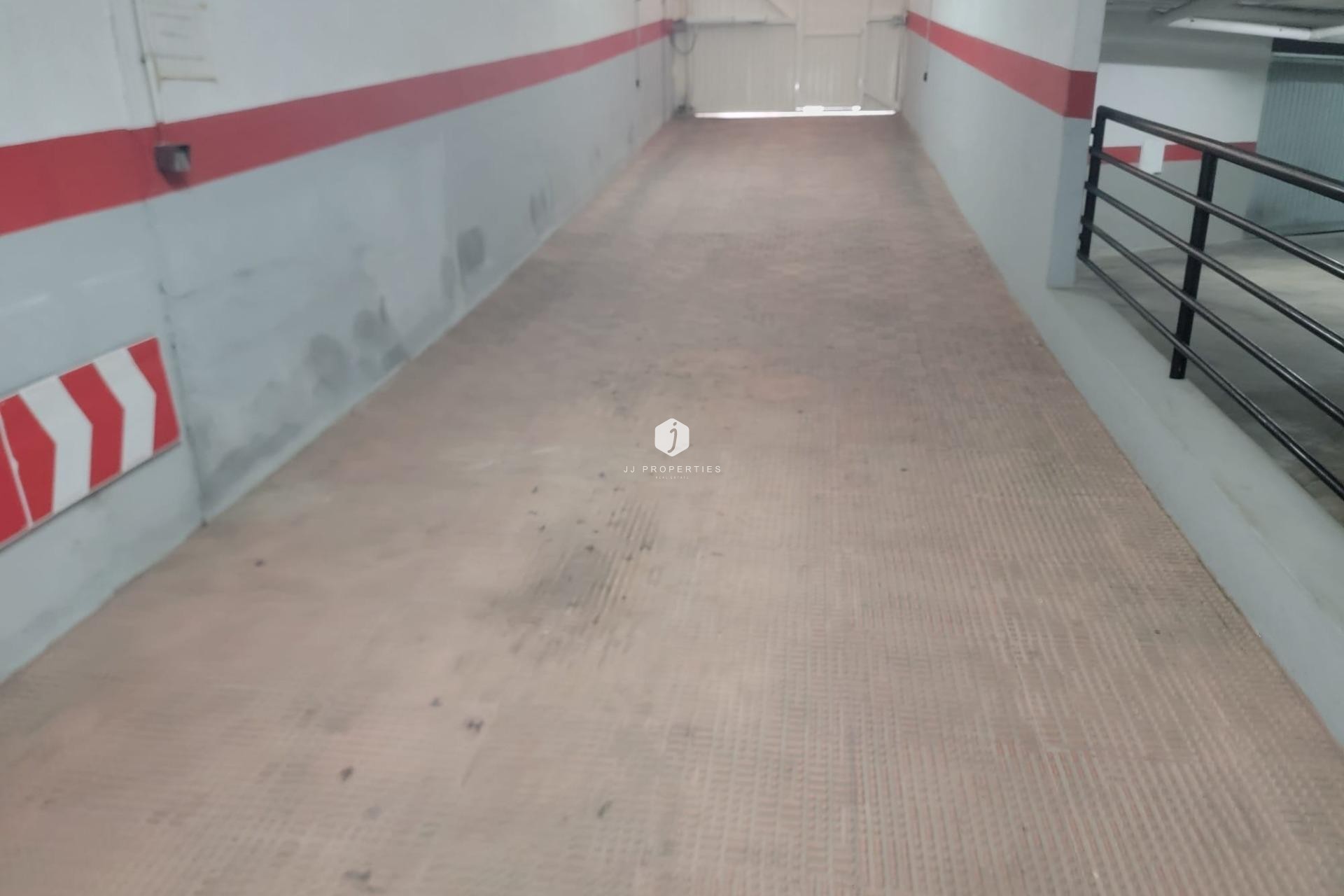 Tweedehands - Bungalow -
Torrevieja - Playa de los Locos