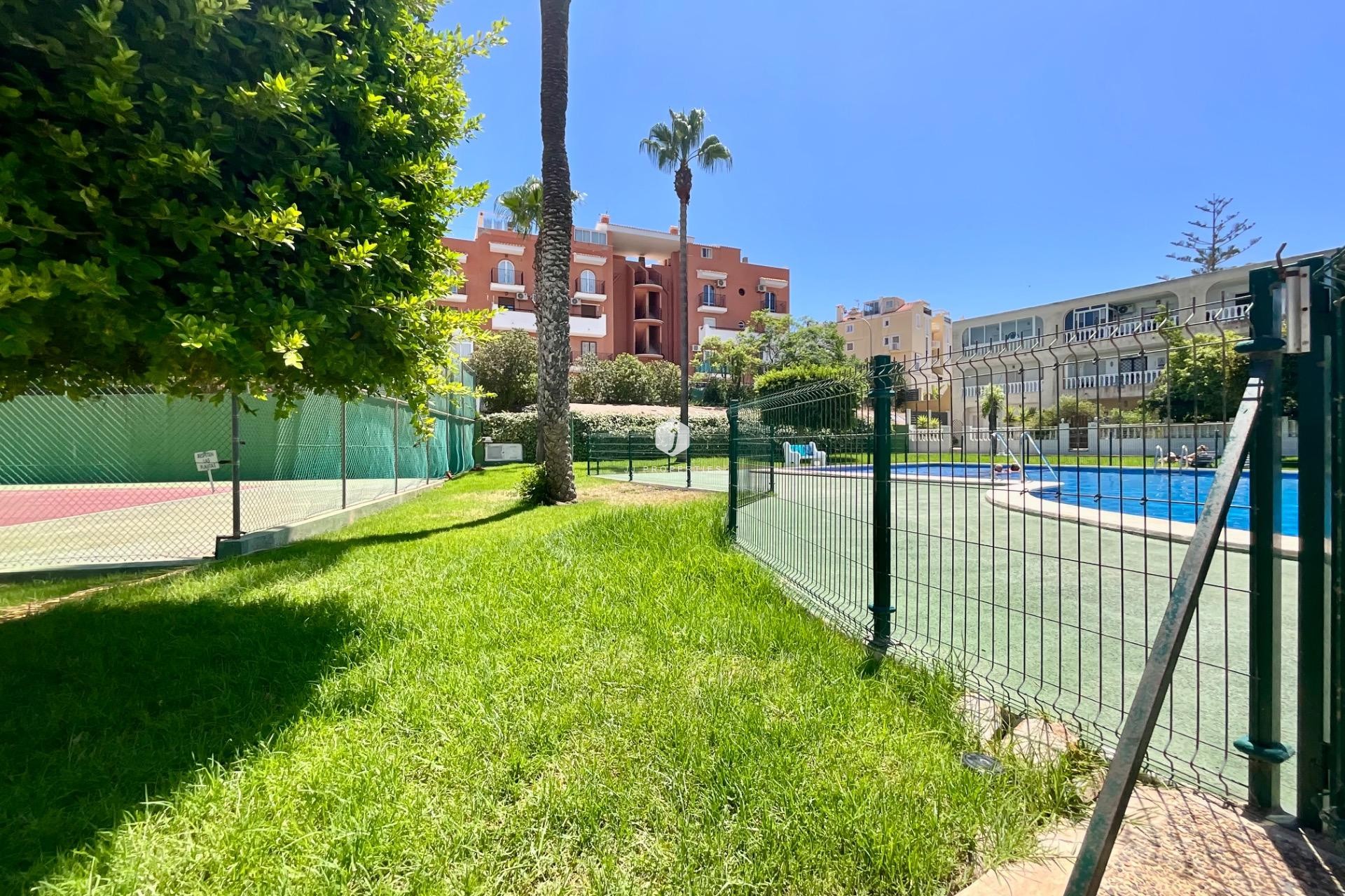 Tweedehands - Bungalow -
Torrevieja - Torreblanca