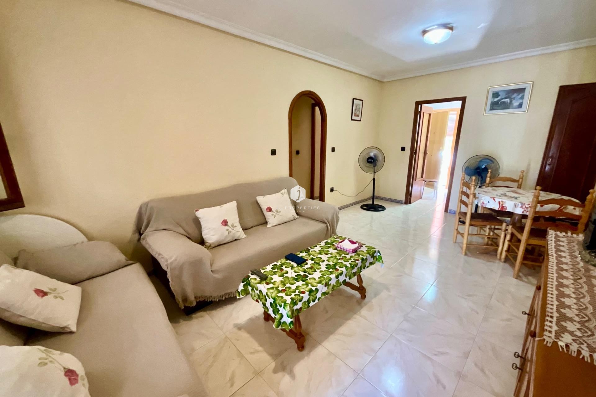 Tweedehands - Bungalow -
Torrevieja - Torreblanca