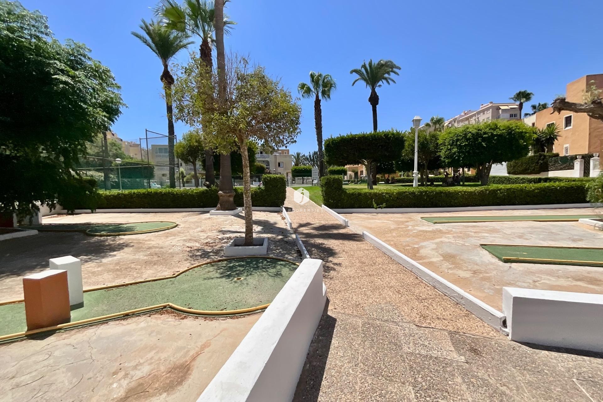 Tweedehands - Bungalow -
Torrevieja - Torreblanca
