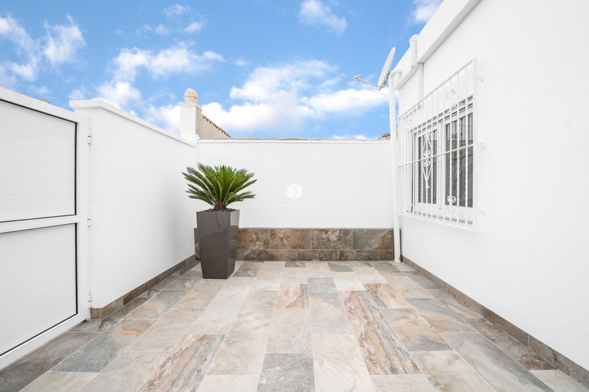 Tweedehands - Bungalow -
Torrevieja - Torretas