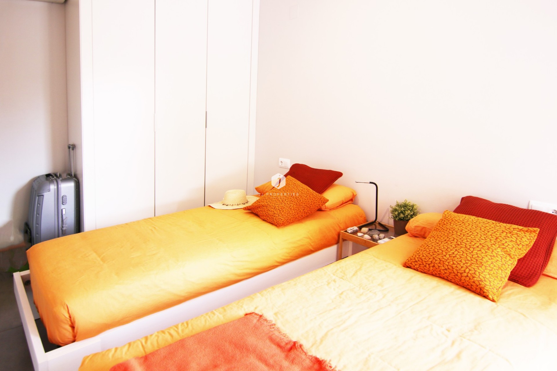 Tweedehands - Chalet -
Algorfa - Inland