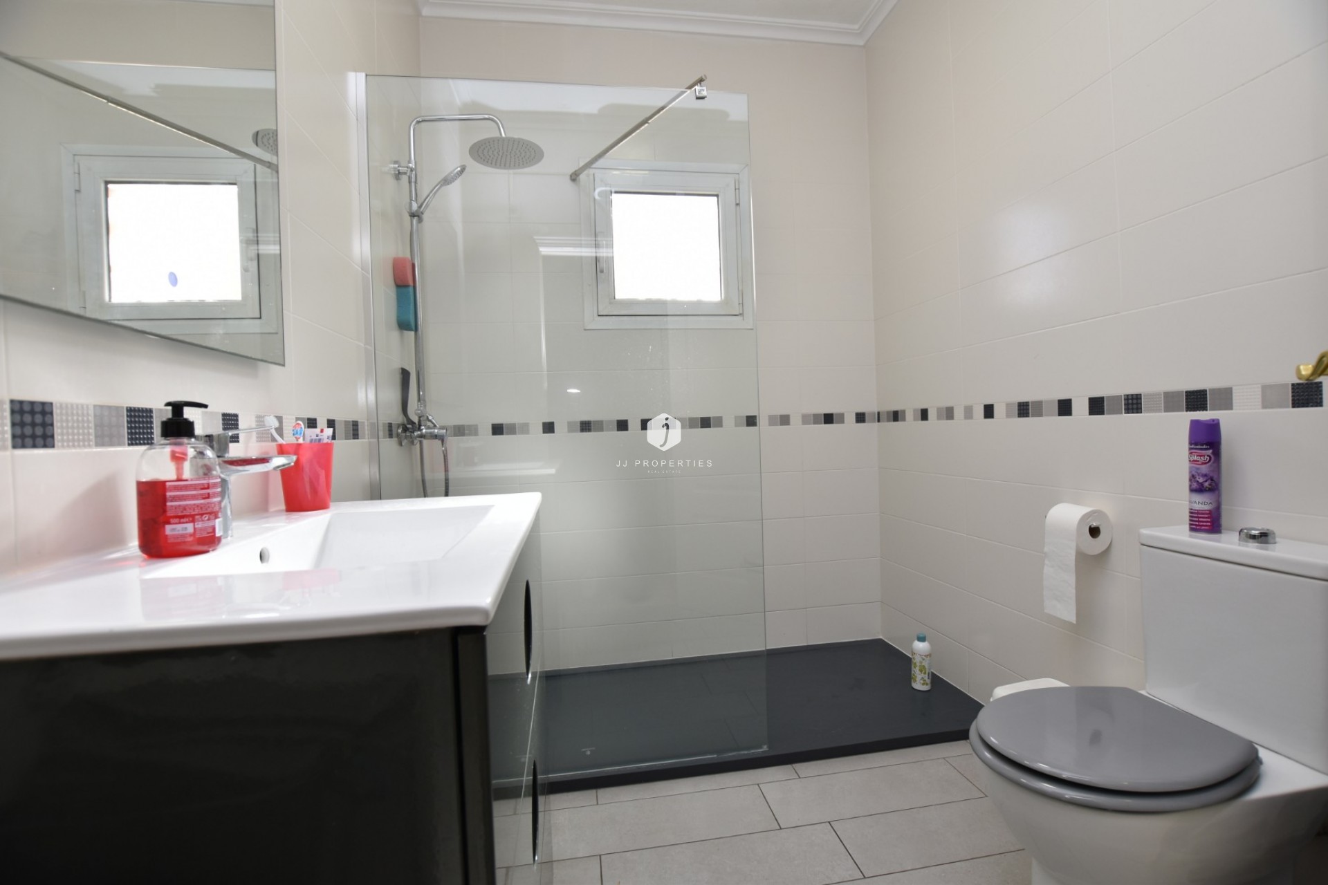 Tweedehands - Chalet -
Algorfa - Inland