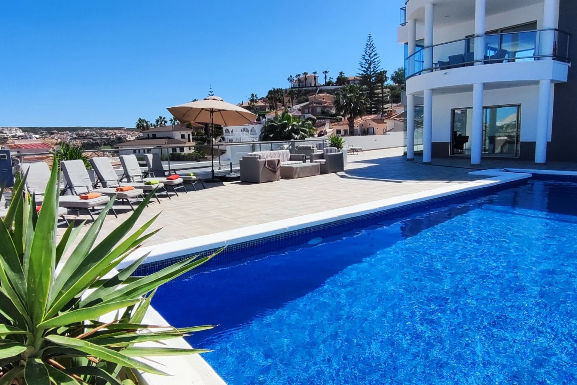 Tweedehands - Chalet -
Ciudad Quesada - Costa Blanca