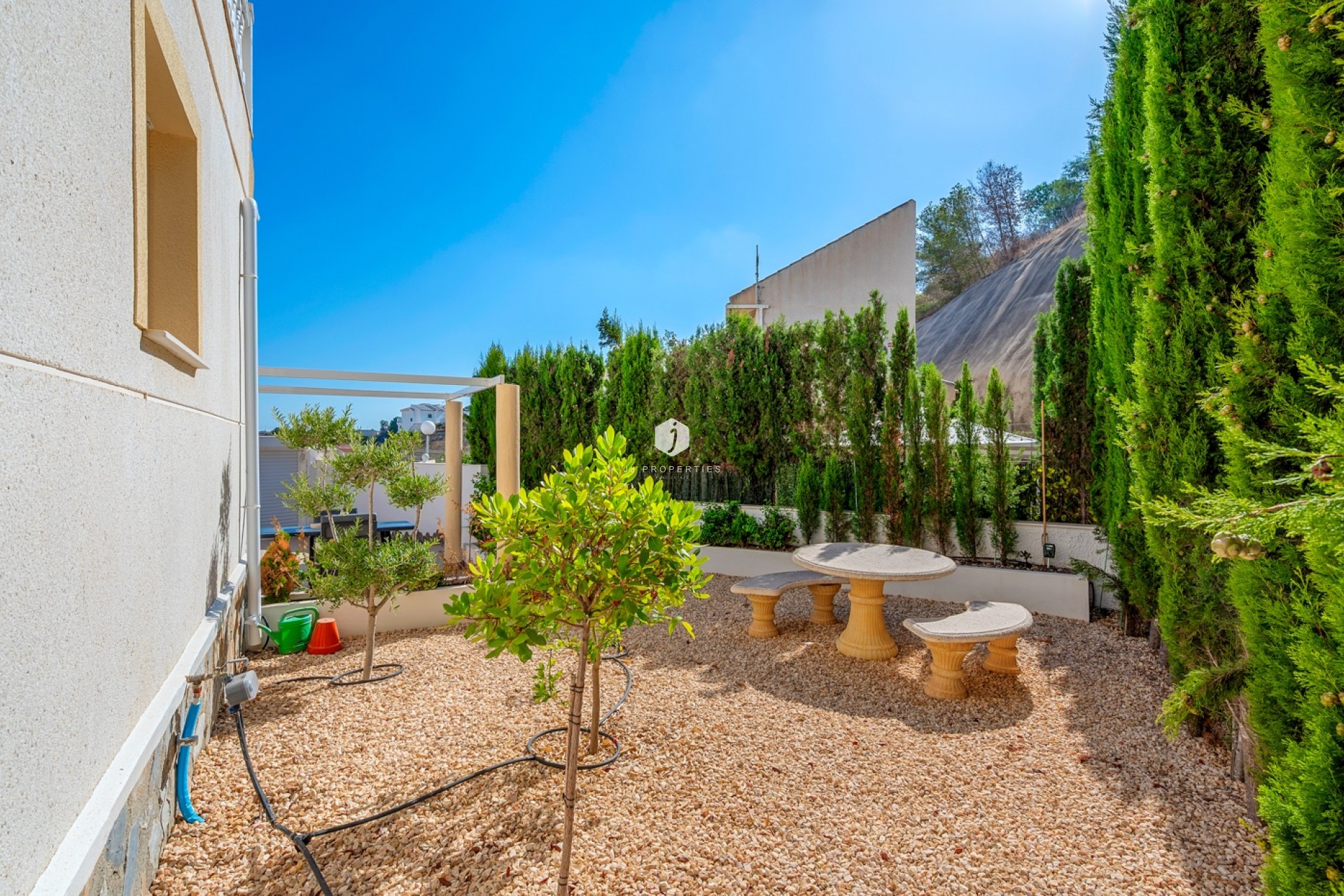 Tweedehands - Chalet -
Ciudad Quesada - Costa Blanca