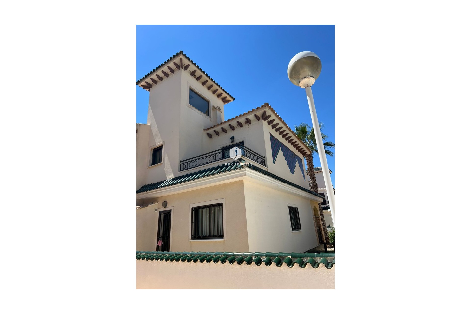 Tweedehands - Chalet -
Ciudad Quesada - Costa Blanca