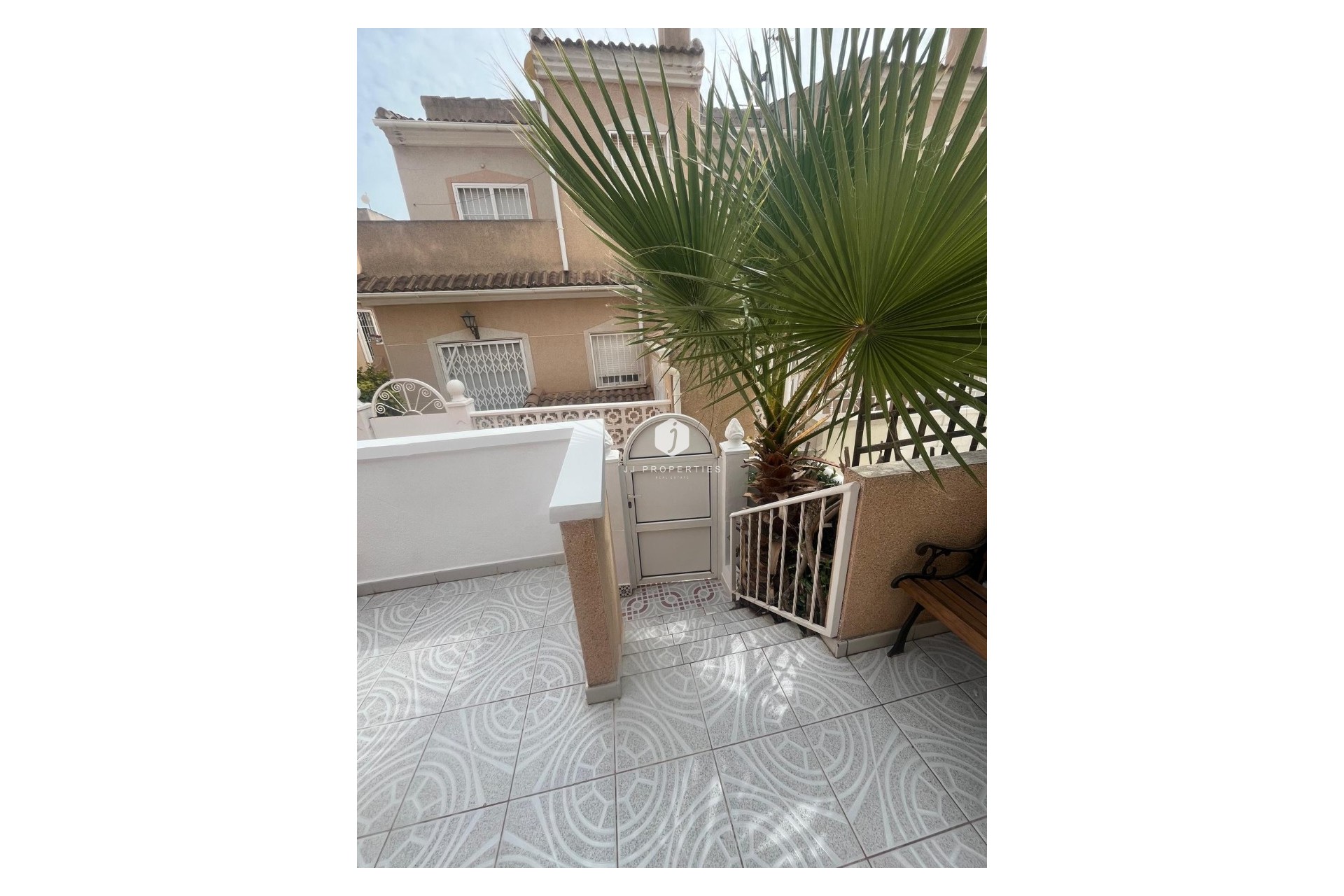 Tweedehands - Chalet -
Ciudad Quesada - Costa Blanca