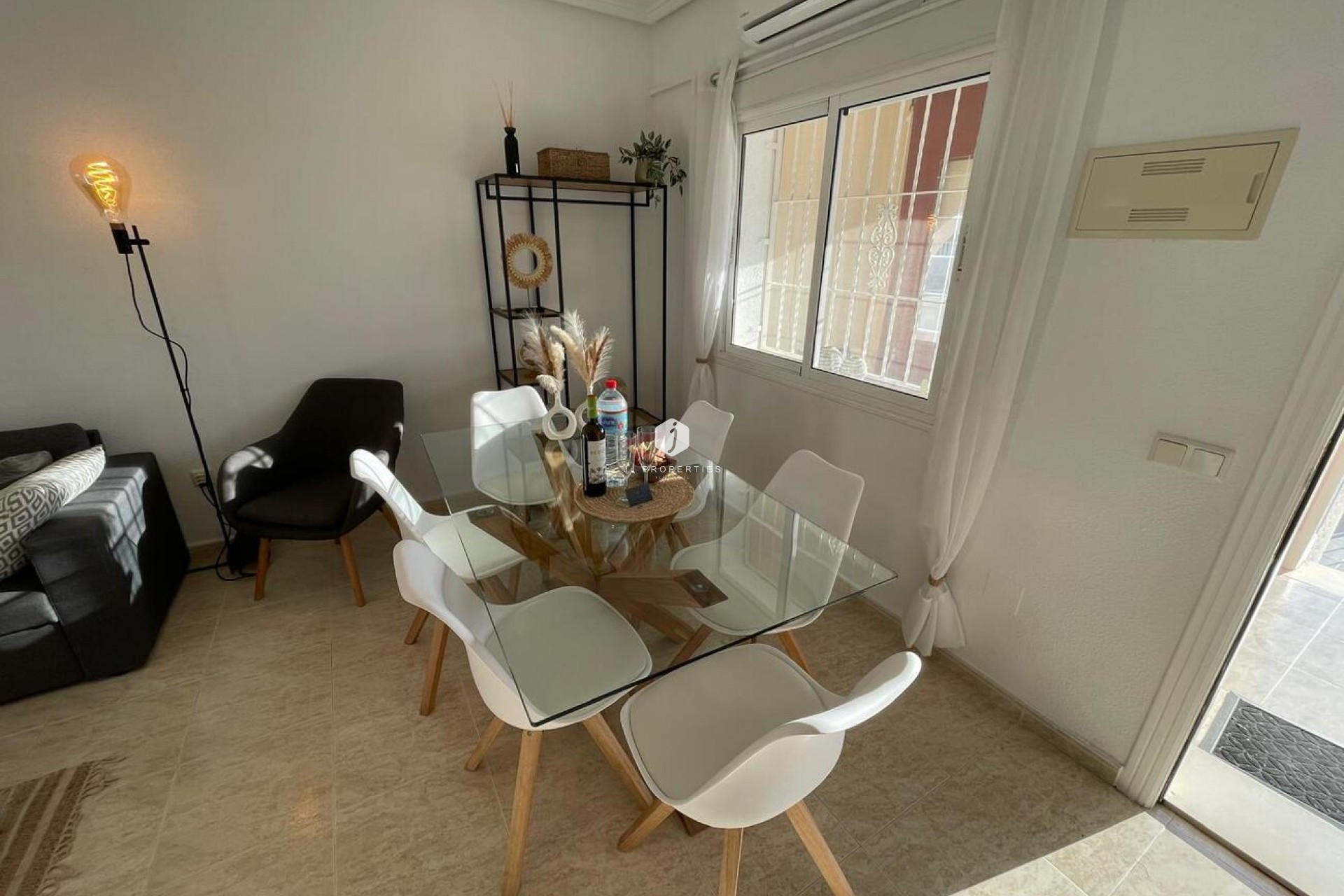 Tweedehands - Chalet -
Ciudad Quesada - Costa Blanca