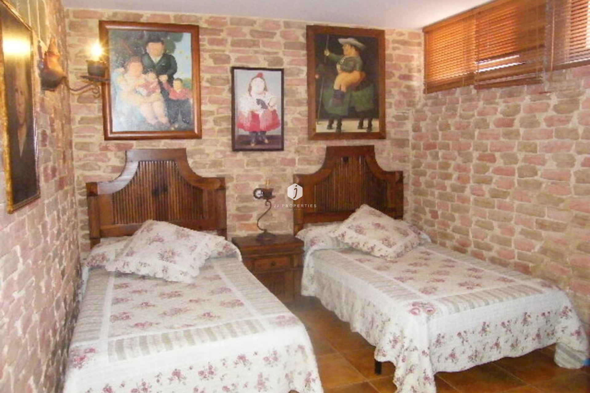 Tweedehands - Chalet -
Daya Nueva - Costa Blanca