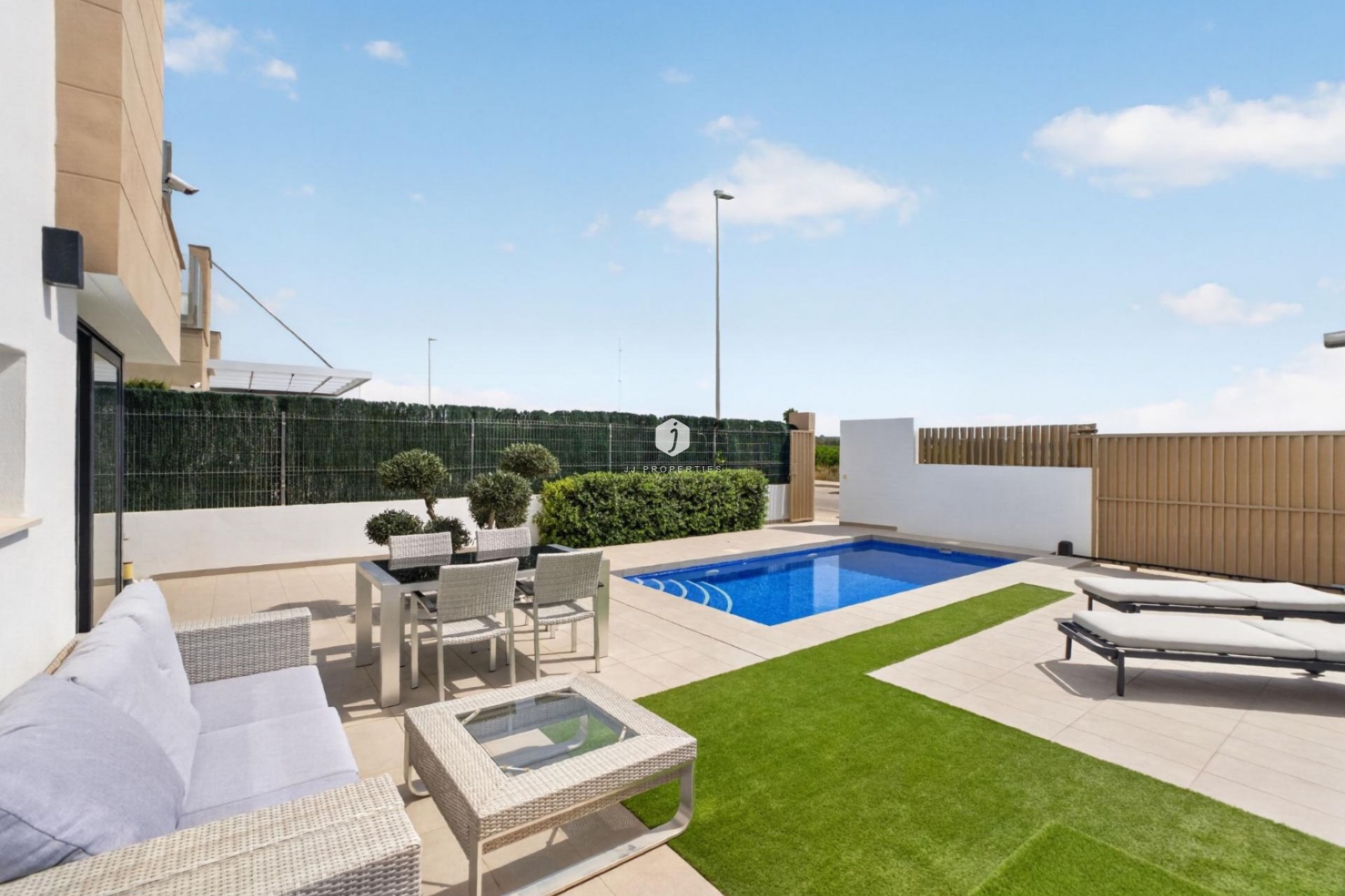 Tweedehands - Chalet -
El Raso - Guardamar del Segura