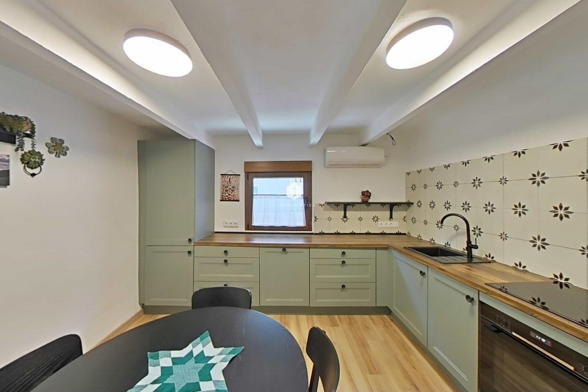 Tweedehands - Chalet -
Formentera del Segura - Centro