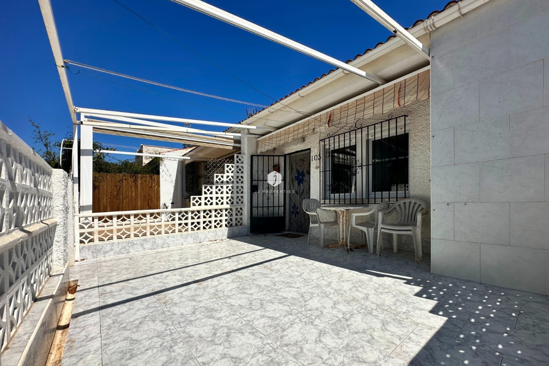 Tweedehands - Chalet -
Guardamar del Segura - Costa Blanca