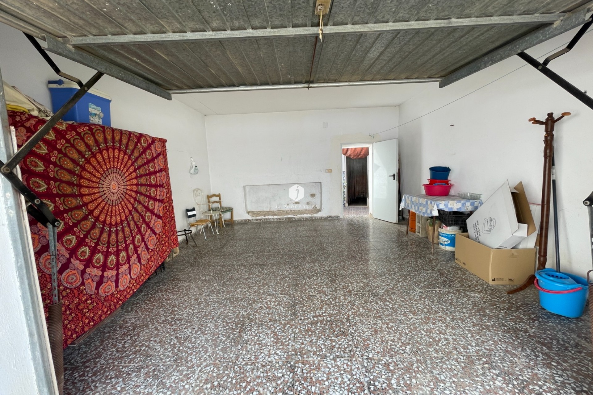 Tweedehands - Chalet -
Jacarilla - Inland