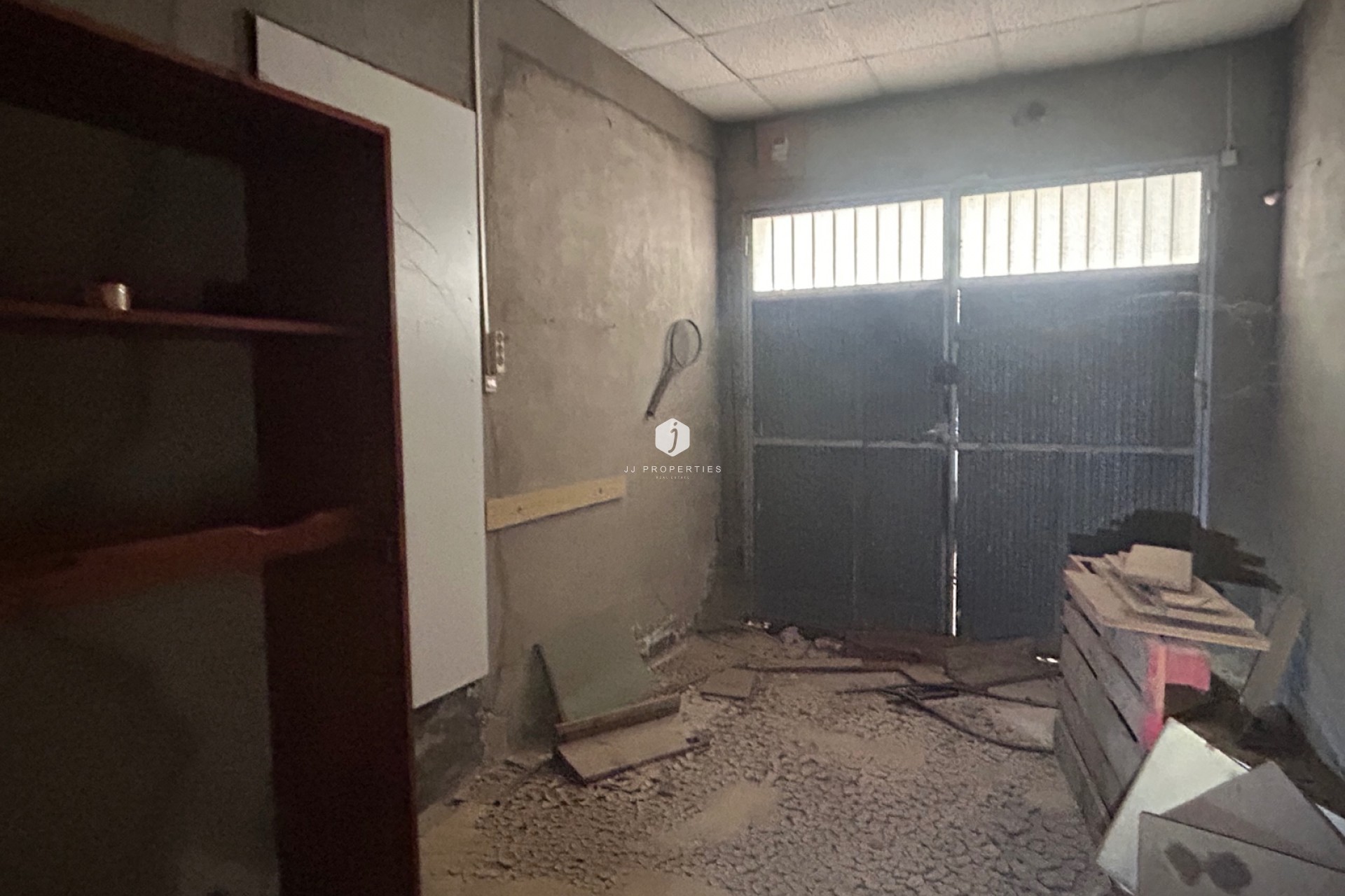 Tweedehands - Chalet -
Jacarilla - Inland