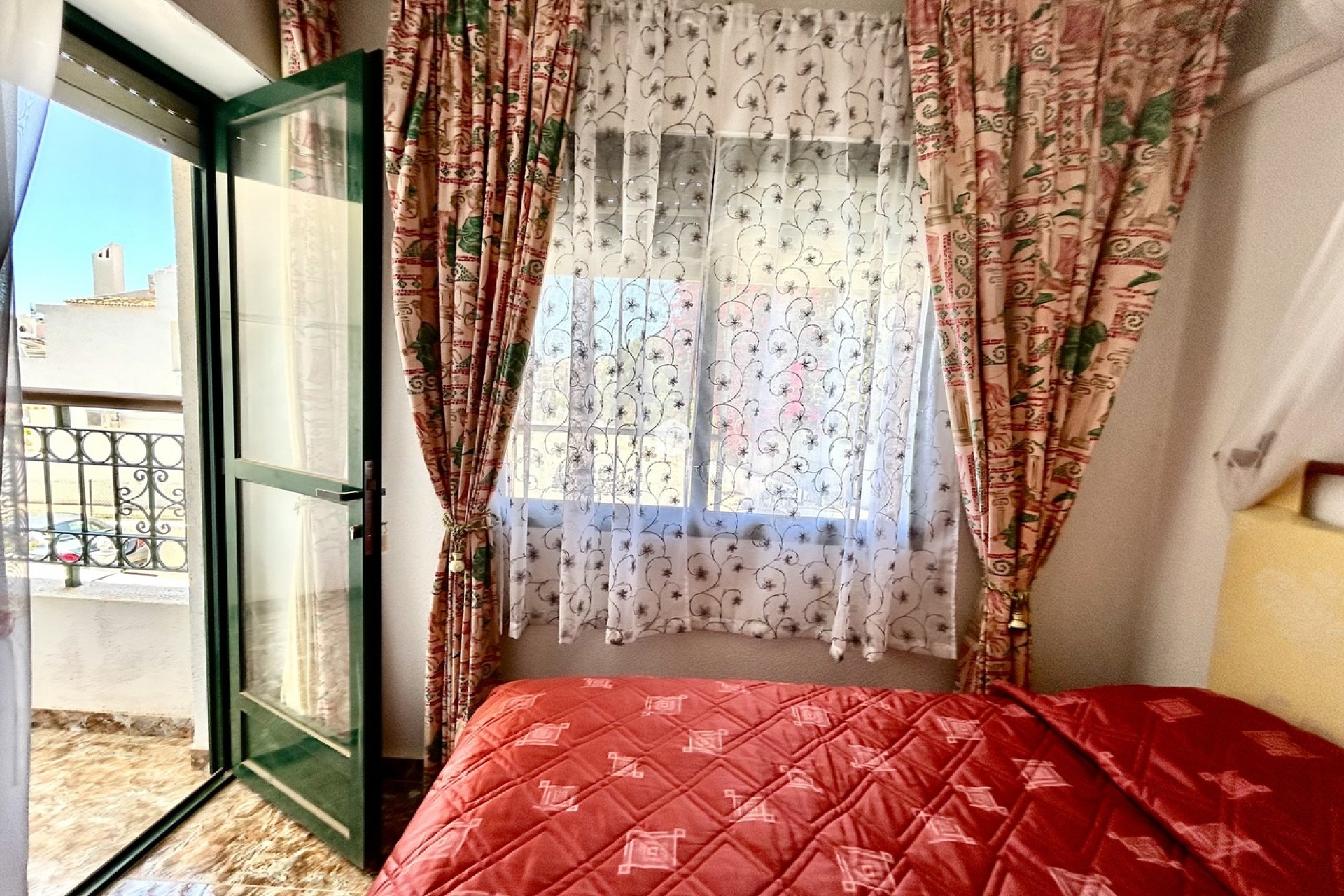 Tweedehands - Chalet -
La Zenia - Costa Blanca