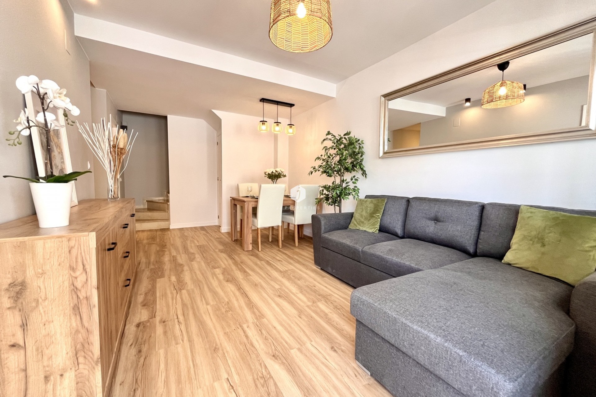 Tweedehands - Chalet -
Los Altos - Costa Blanca