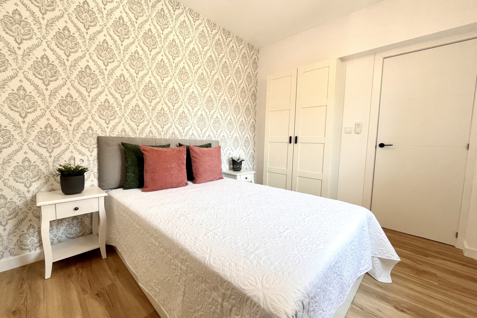Tweedehands - Chalet -
Los Altos - Costa Blanca