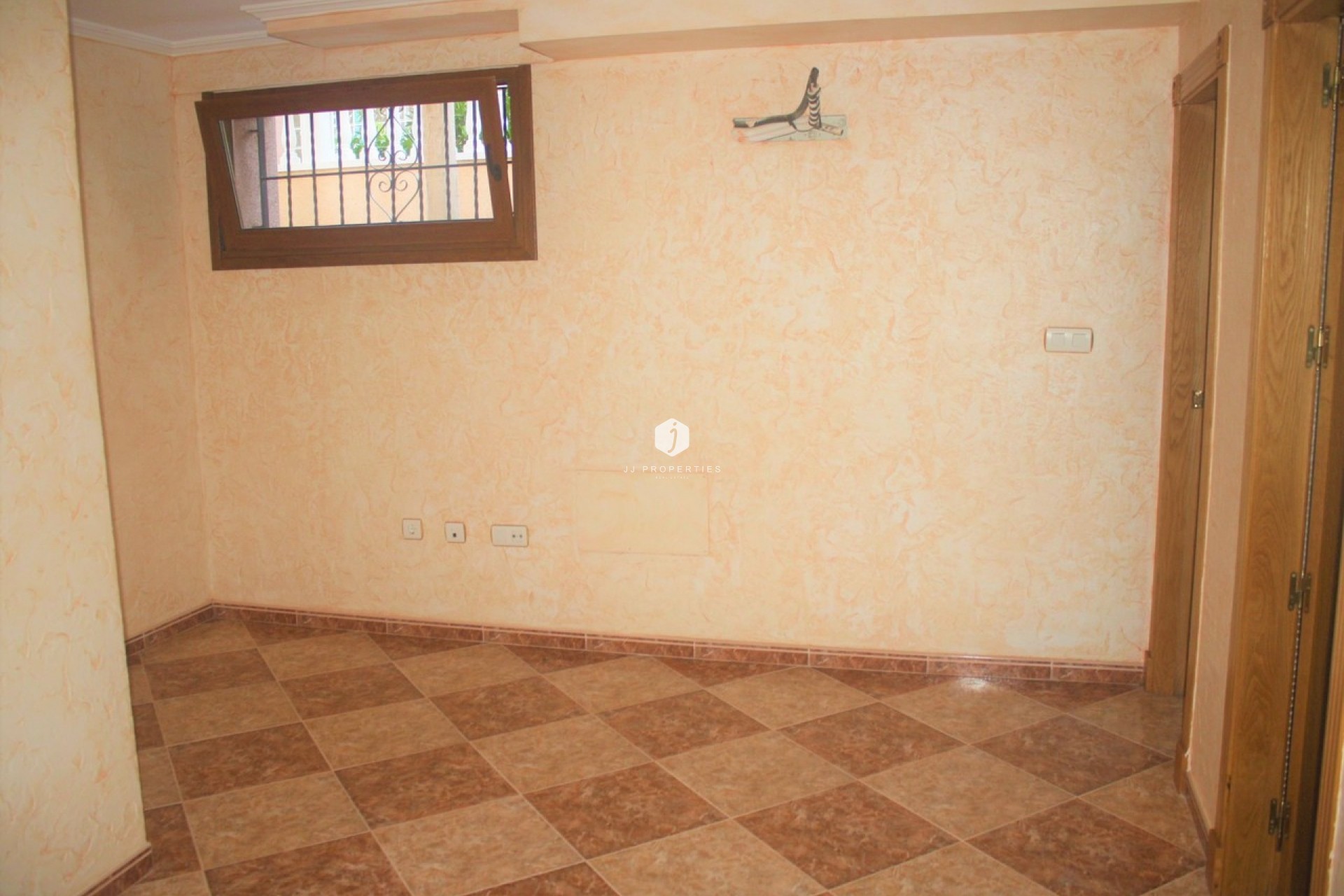 Tweedehands - Chalet -
Los Altos - Costa Blanca