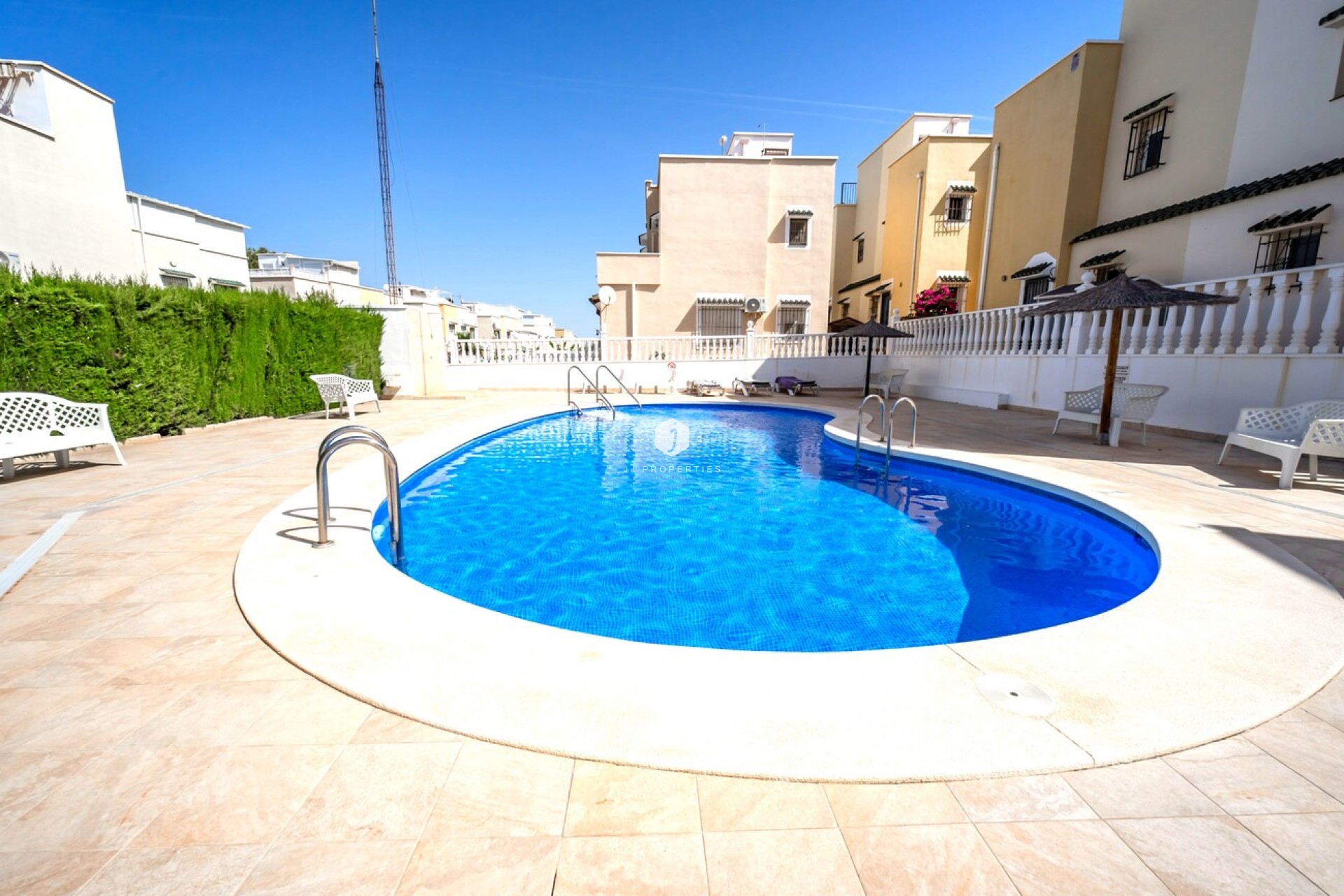 Tweedehands - Chalet -
Los Altos - Res Valle de los pinos