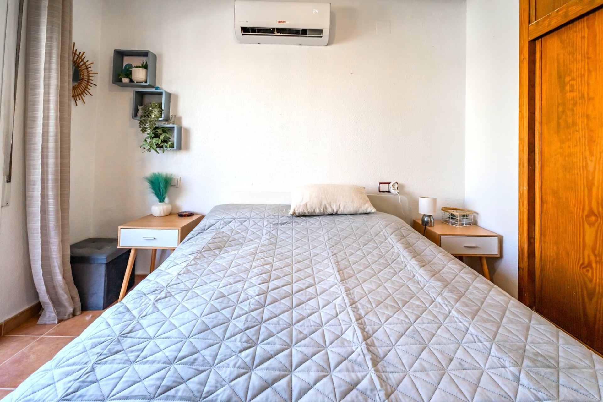 Tweedehands - Chalet -
Los Altos - Res Valle de los pinos