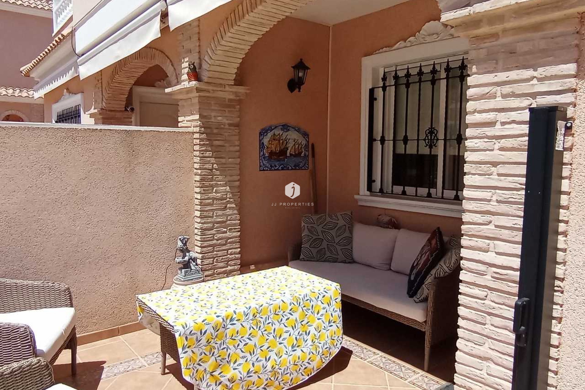Tweedehands - Chalet -
Los Dolses - Inland