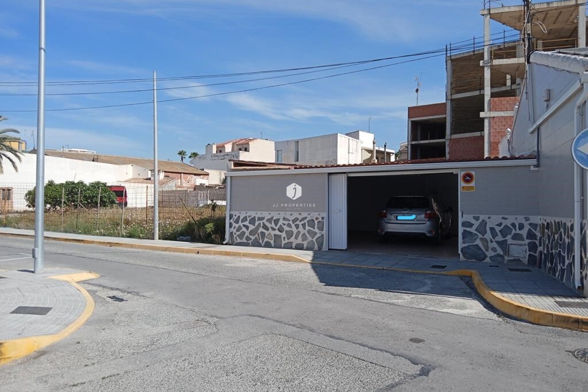 Tweedehands - Chalet -
Los Montesinos - PUEBLO CENTRO