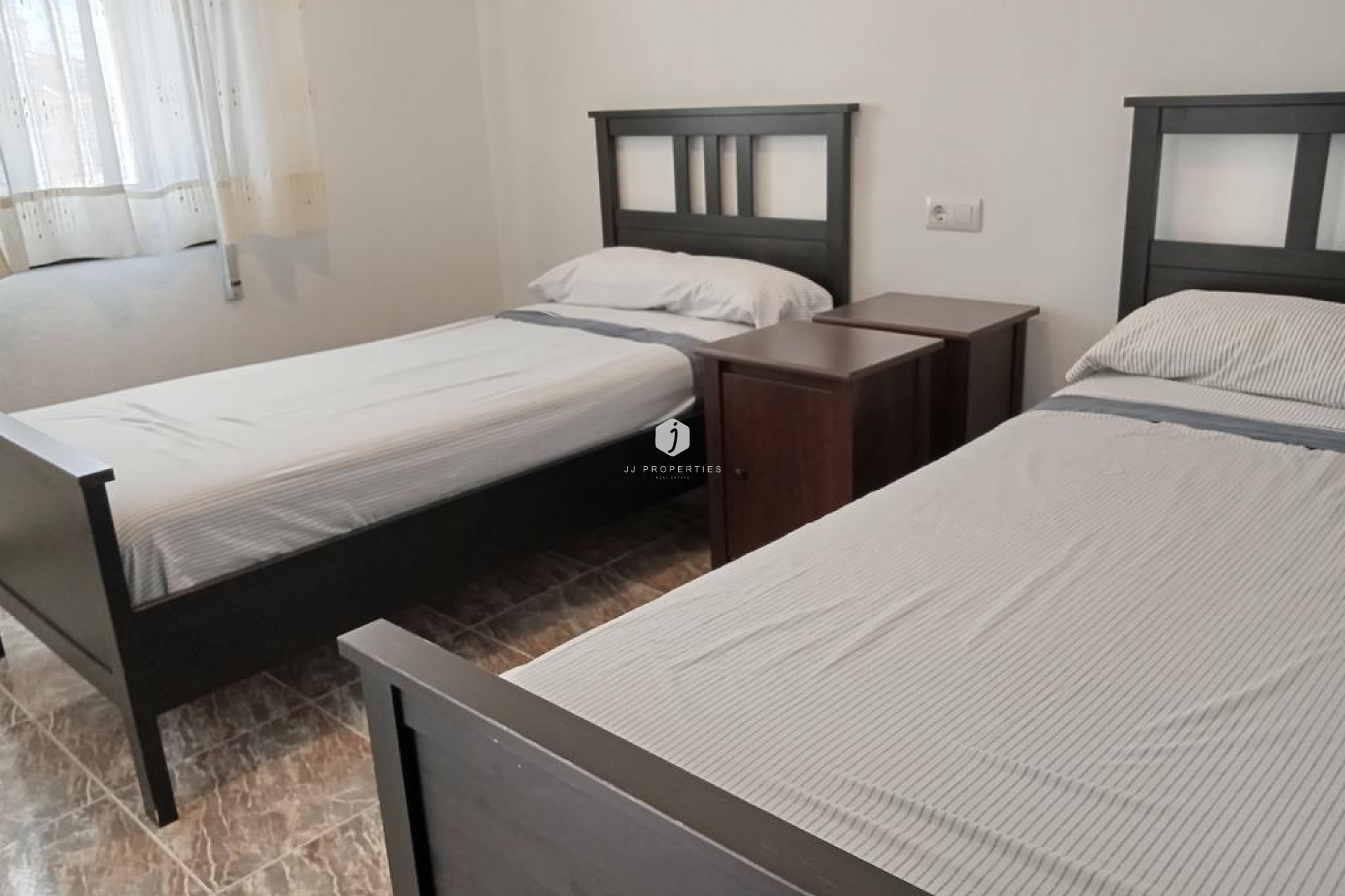 Tweedehands - Chalet -
Los Montesinos - PUEBLO CENTRO