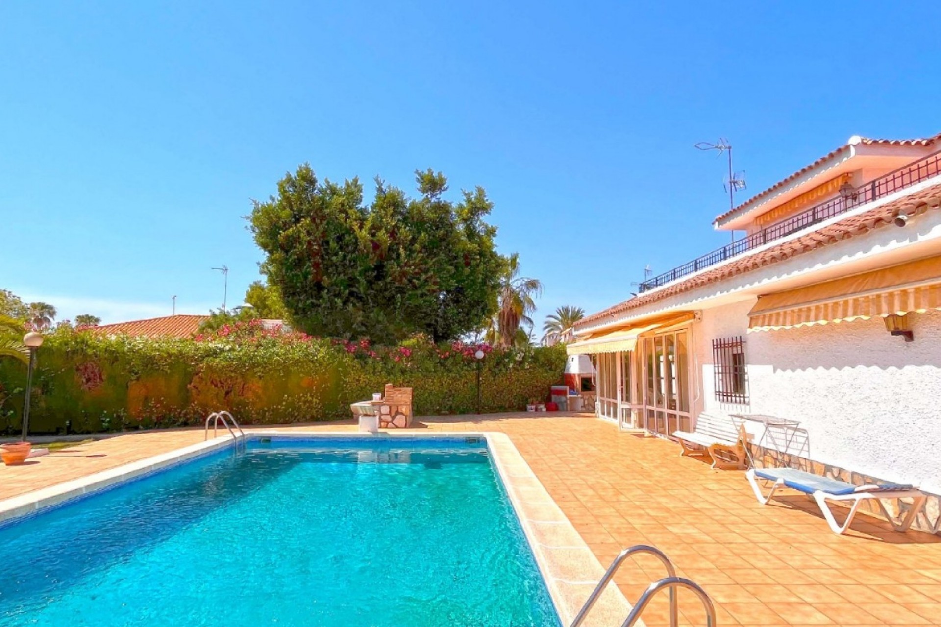 Tweedehands - Chalet -
Orihuela Costa - Costa Blanca