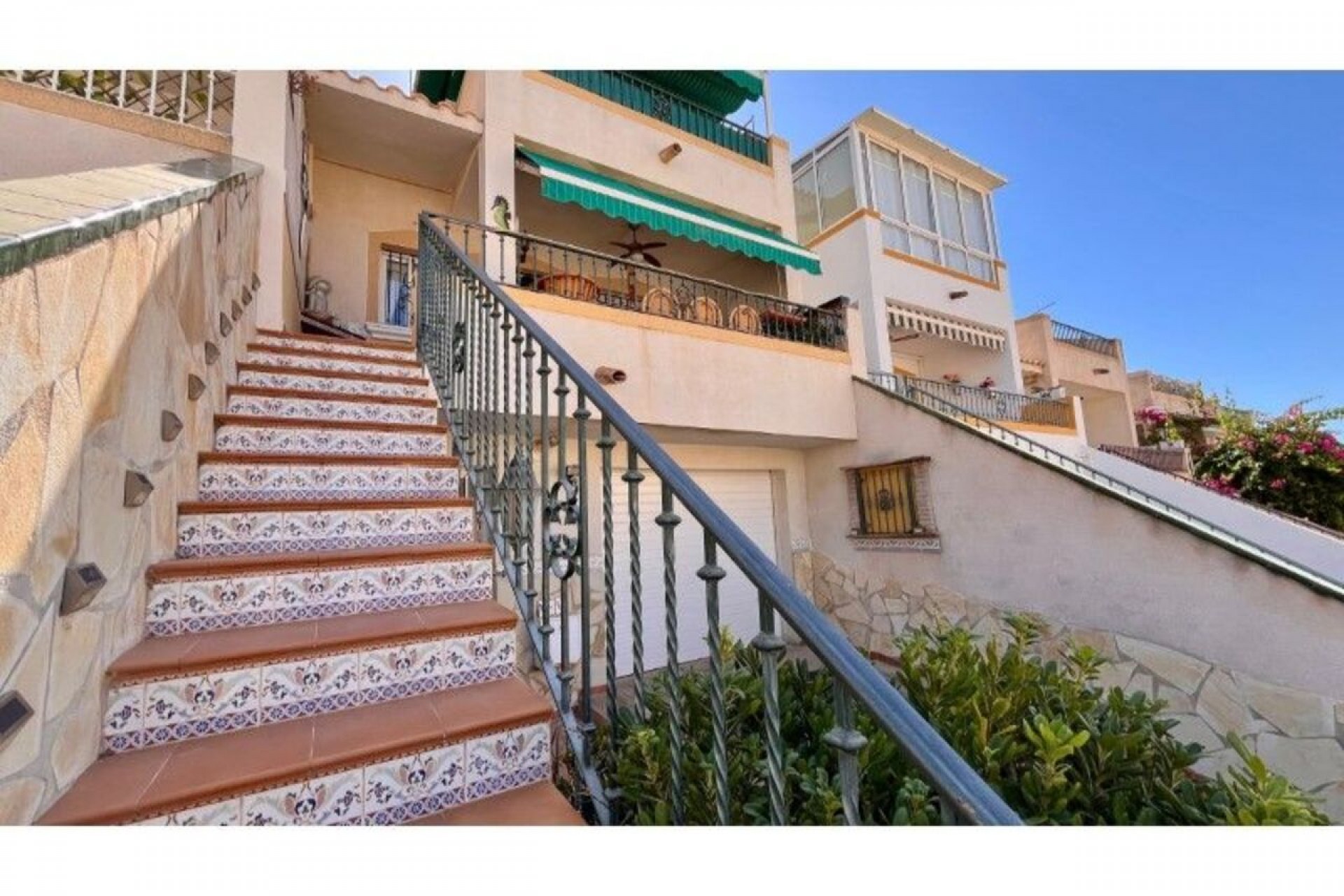 Tweedehands - Chalet -
Orihuela Costa - Costa Blanca