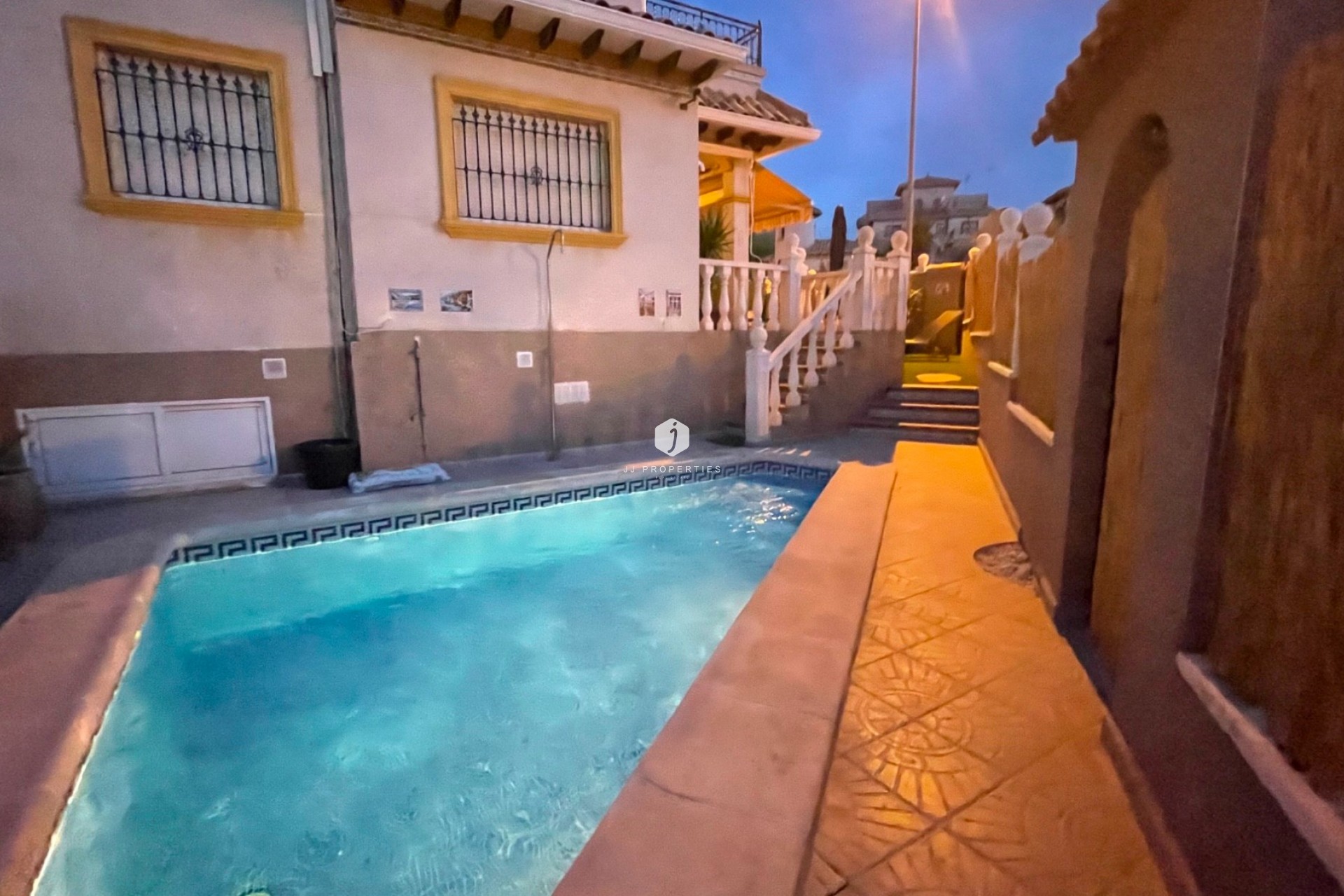 Tweedehands - Chalet -
Orihuela Costa - Costa Blanca