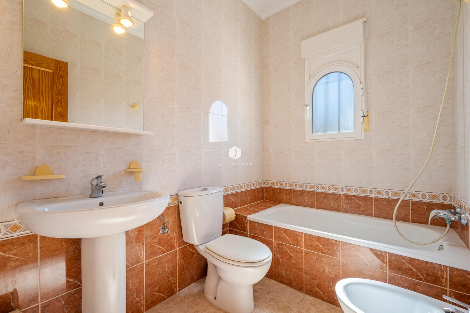 Tweedehands - Chalet -
Orihuela Costa - Costa Blanca