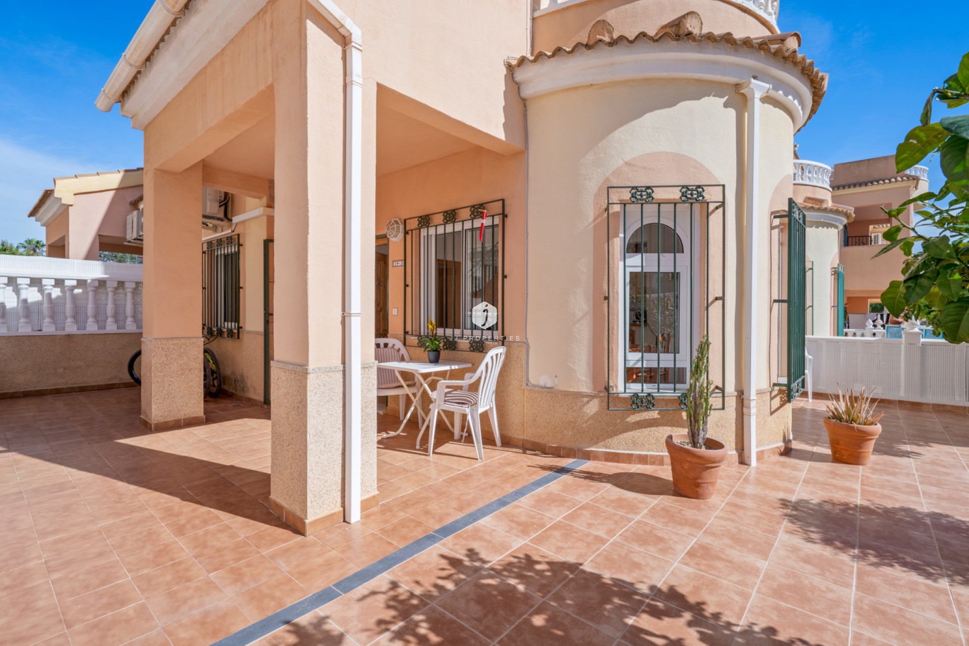 Tweedehands - Chalet -
Orihuela Costa - Costa Blanca