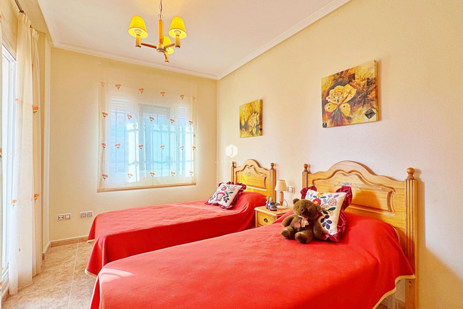 Tweedehands - Chalet -
Orihuela Costa - Costa Blanca