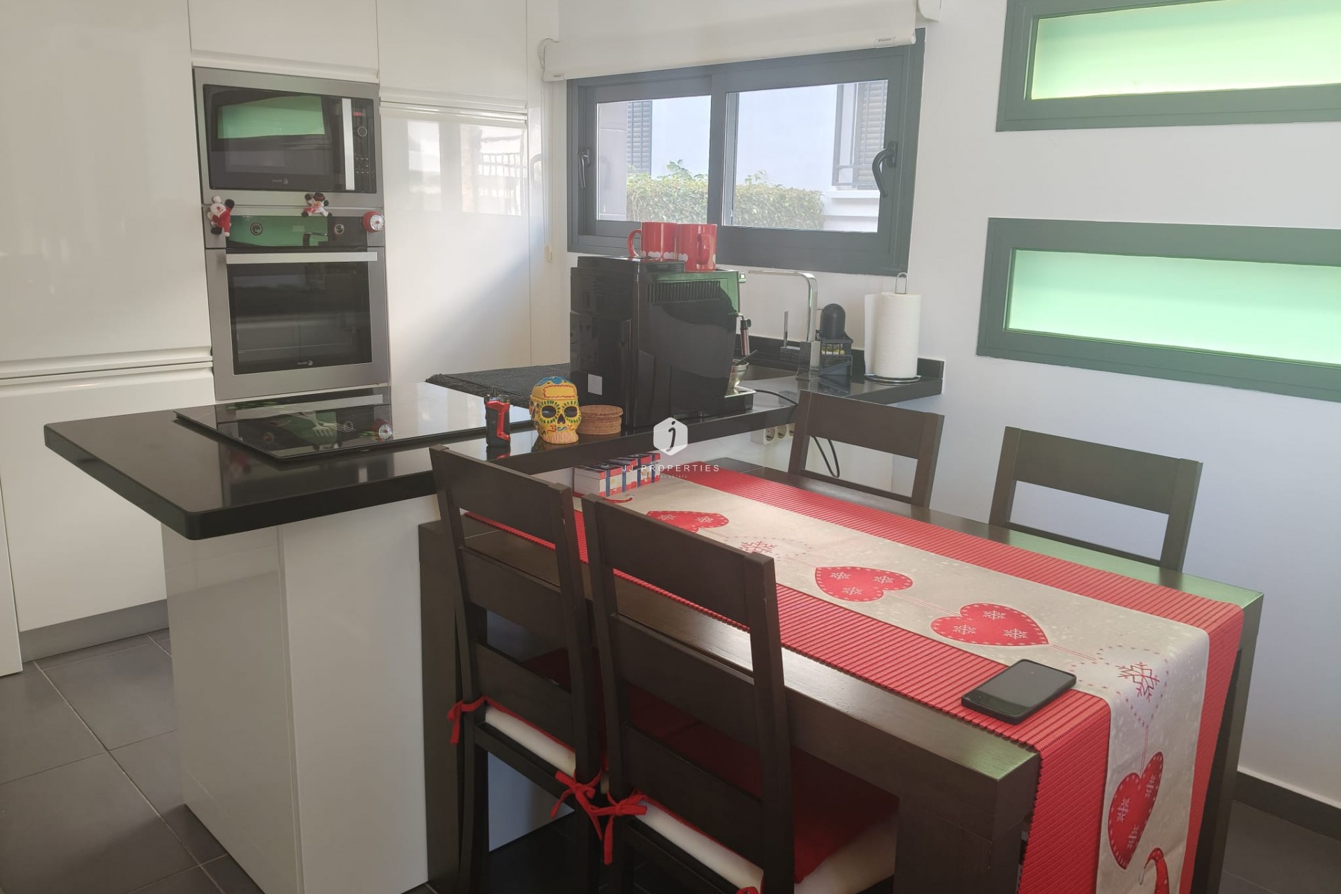 Tweedehands - Chalet -
Orihuela Costa - Costa Blanca