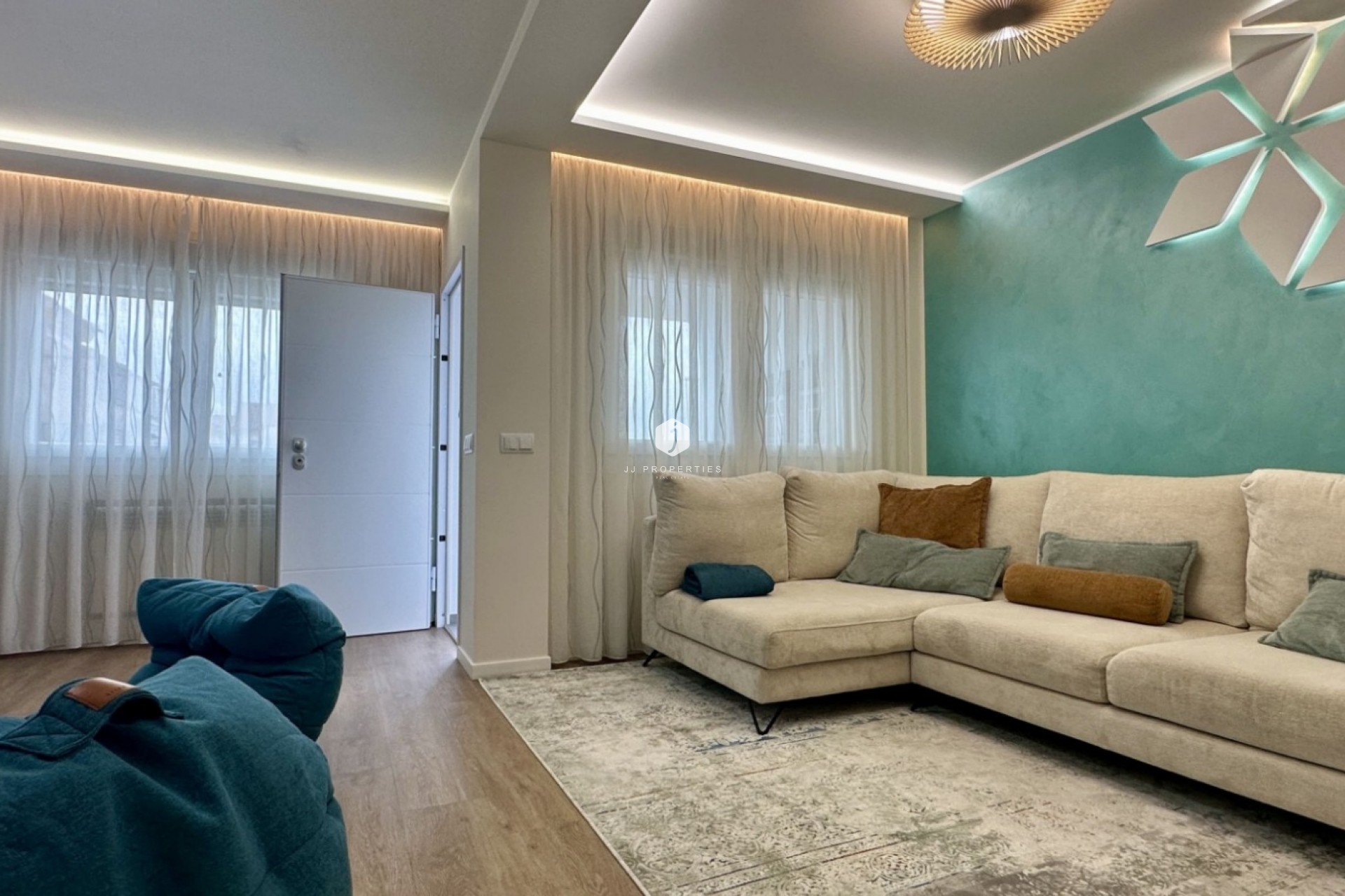 Tweedehands - Chalet -
Orihuela Costa - Costa Blanca