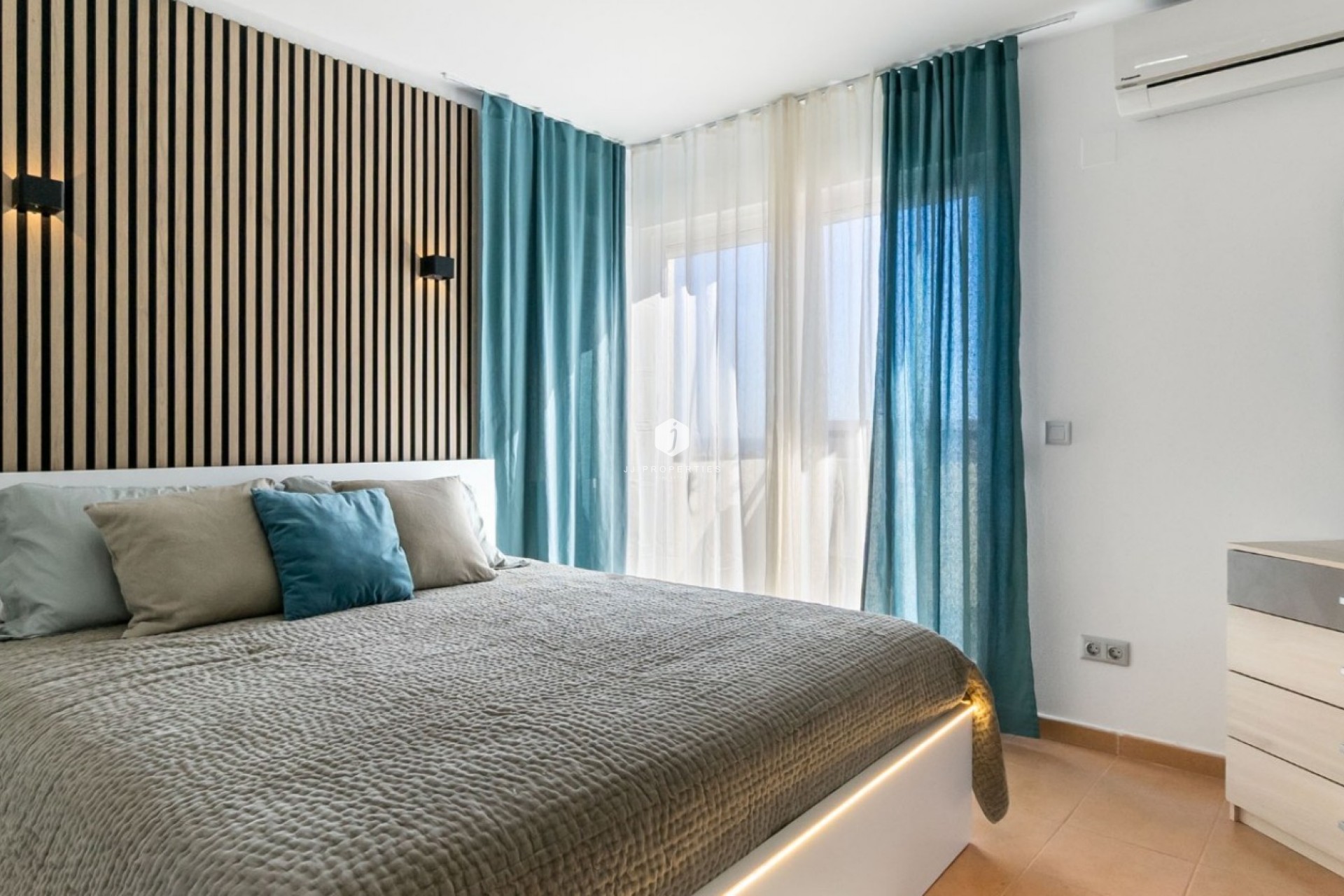 Tweedehands - Chalet -
Orihuela Costa - Costa Blanca