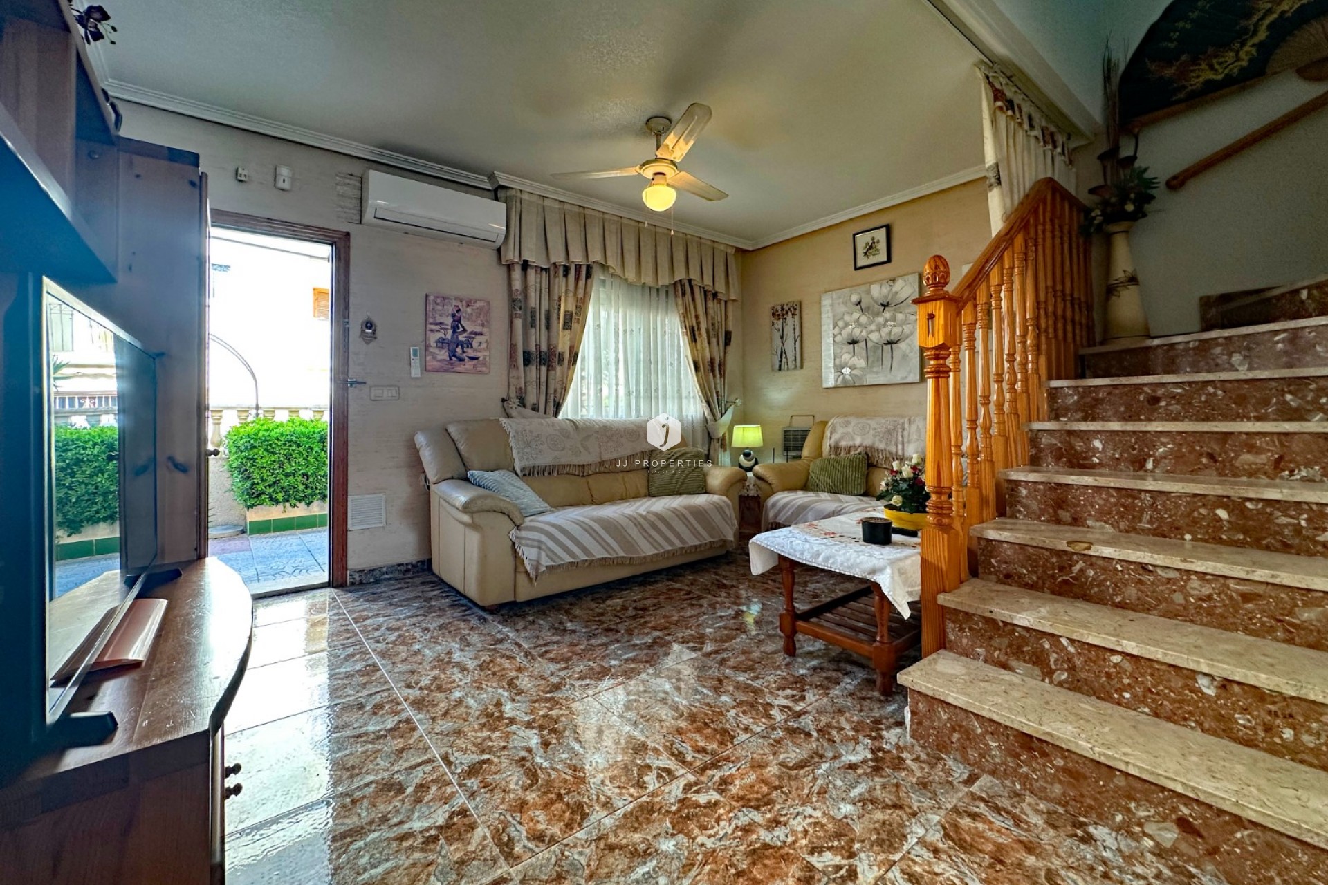 Tweedehands - Chalet -
Orihuela Costa - Costa Blanca