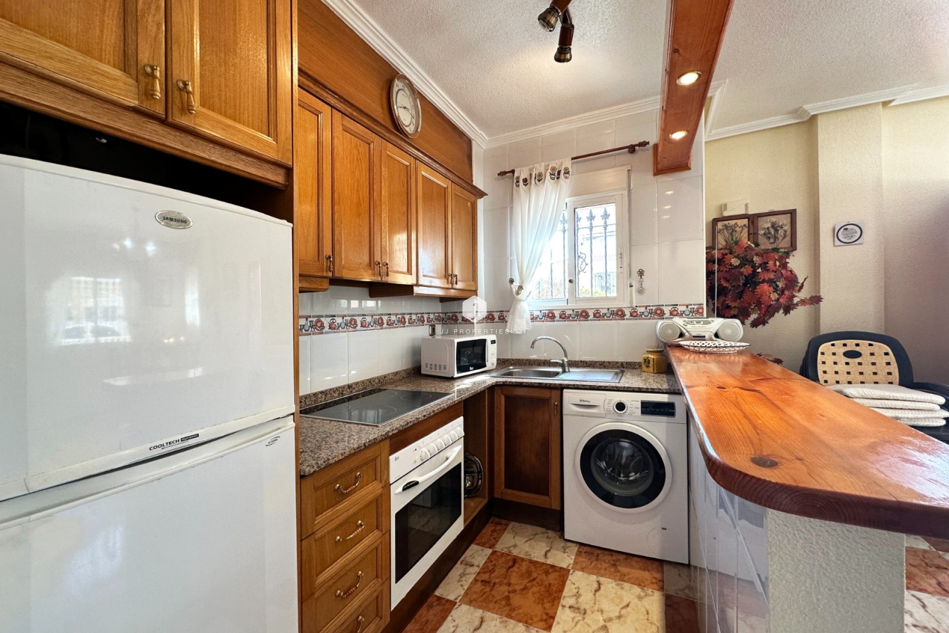 Tweedehands - Chalet -
Orihuela Costa - Costa Blanca