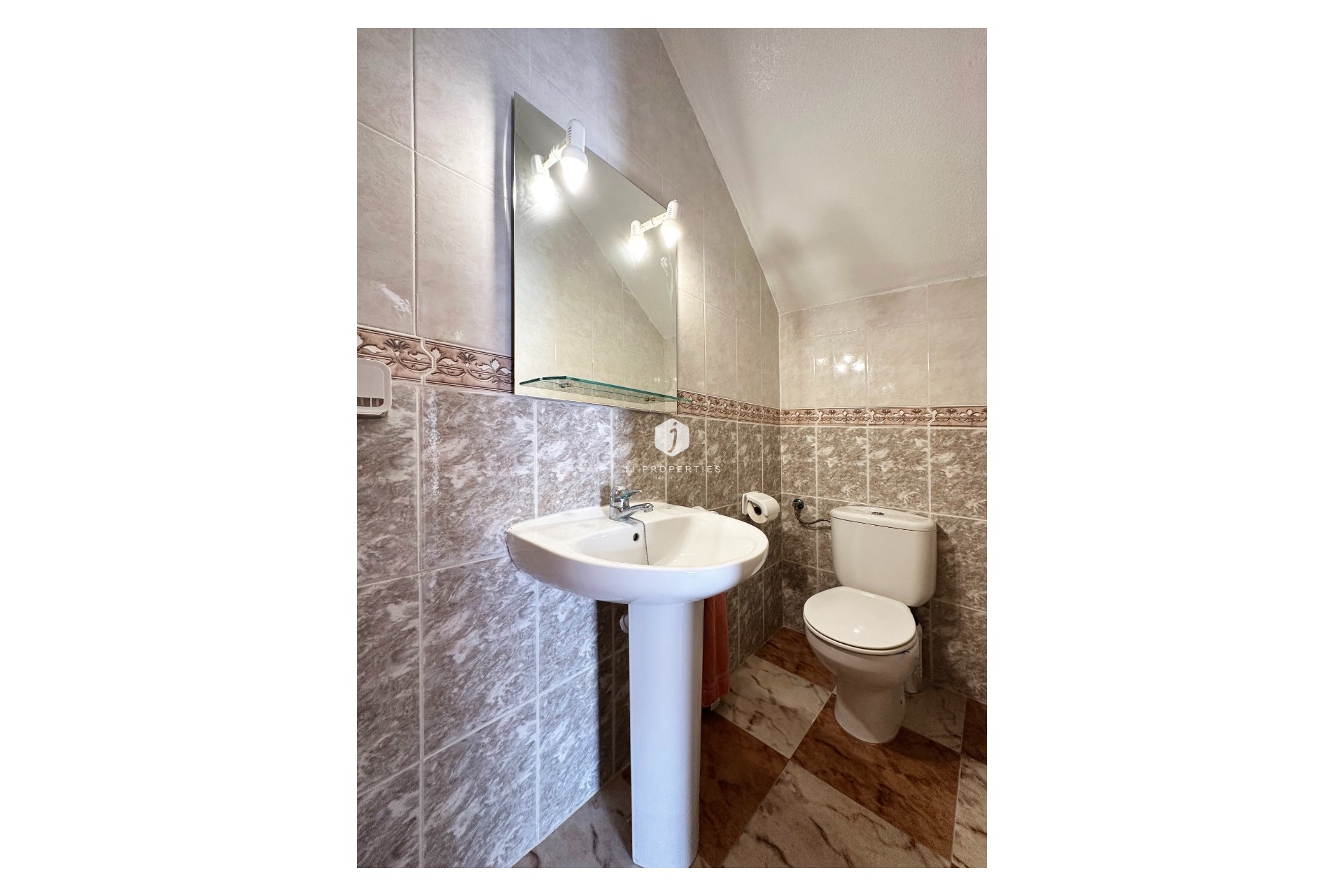 Tweedehands - Chalet -
Orihuela Costa - Costa Blanca