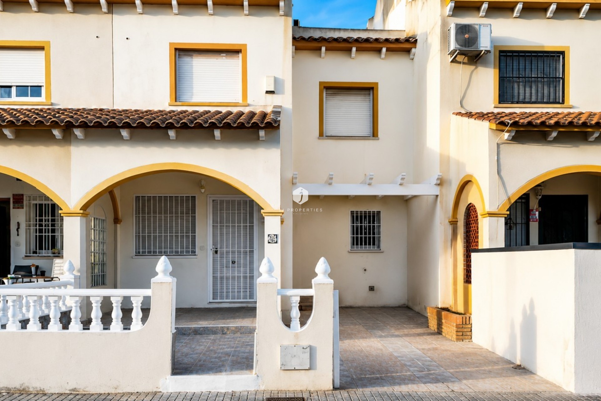 Tweedehands - Chalet -
Orihuela Costa - Costa Blanca
