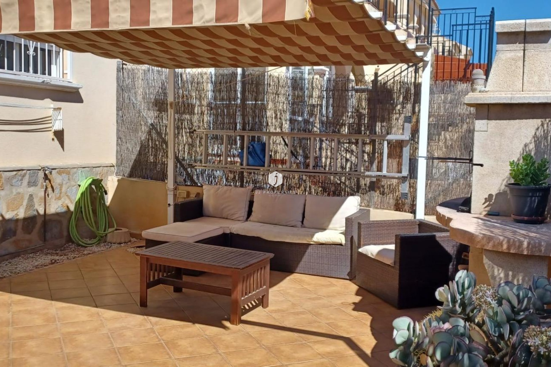 Tweedehands - Chalet -
Orihuela Costa - La Chismosa