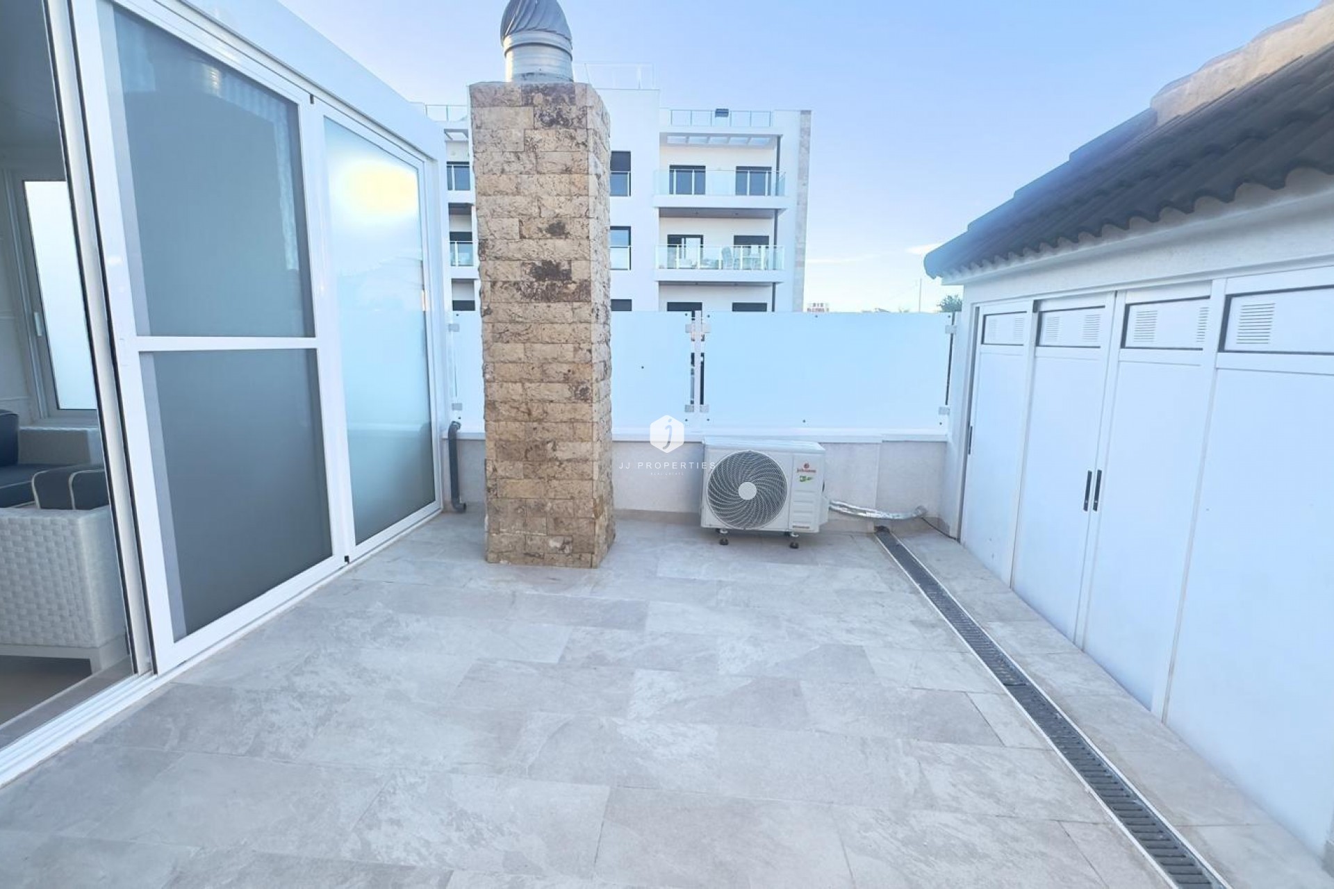 Tweedehands - Chalet -
Orihuela Costa - La Zenia