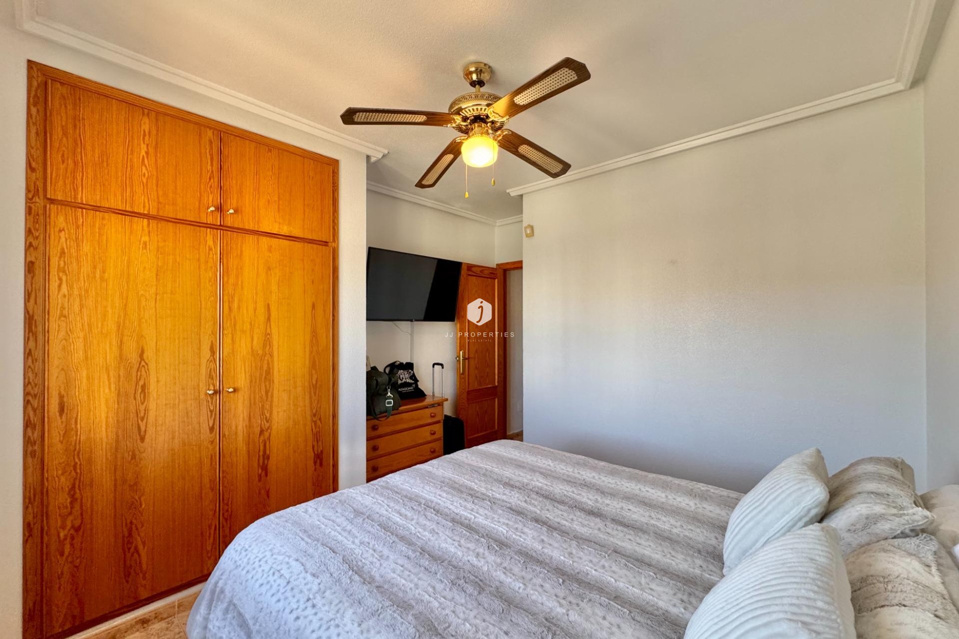 Tweedehands - Chalet -
Orihuela Costa - Las Filipinas
