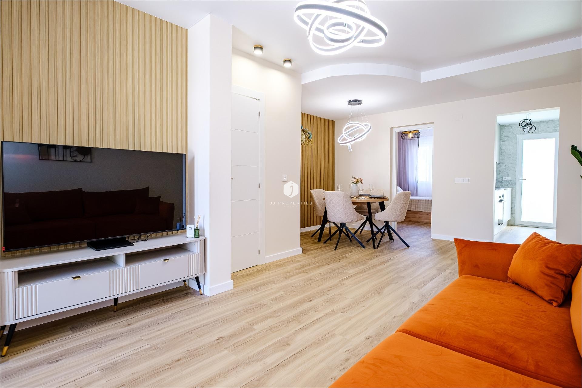 Tweedehands - Chalet -
Orihuela Costa - Las Filipinas
