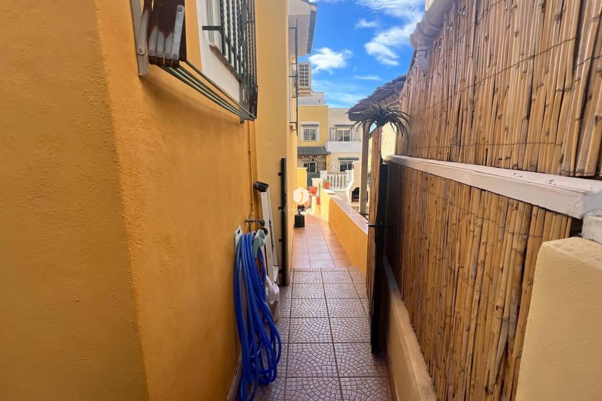 Tweedehands - Chalet -
Orihuela Costa - Los Almendros-la Florida