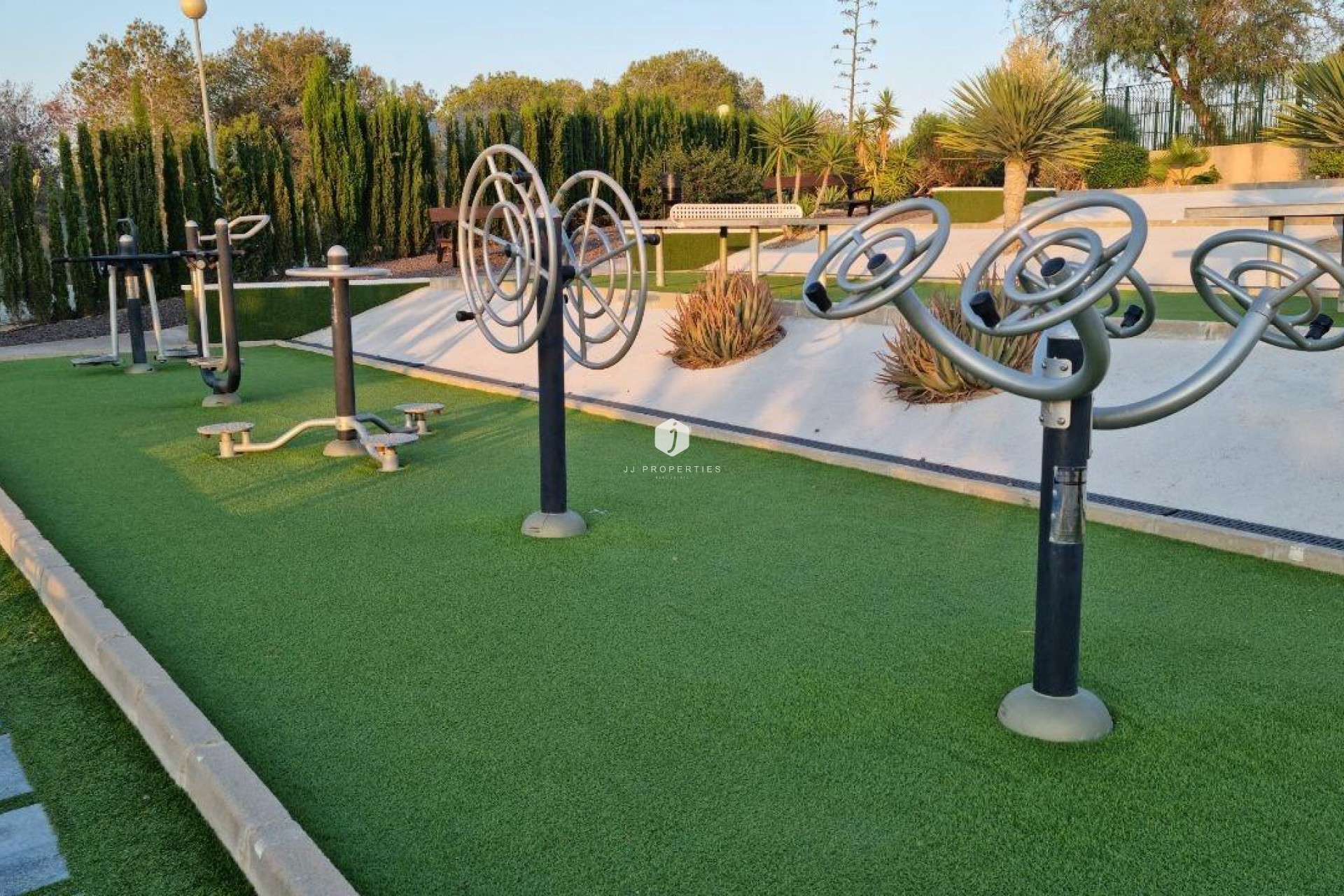 Tweedehands - Chalet -
Orihuela Costa - Los Almendros-la Florida