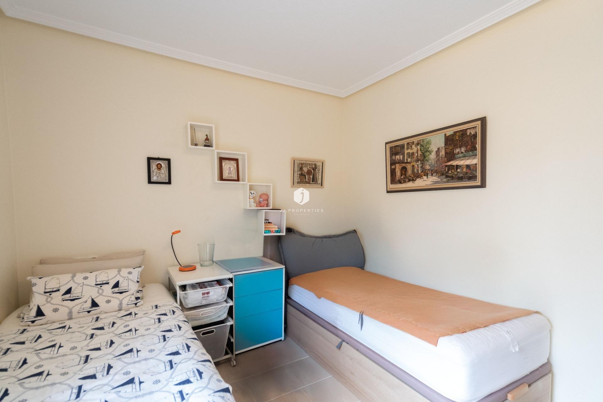 Tweedehands - Chalet -
Orihuela Costa - Los Dolses